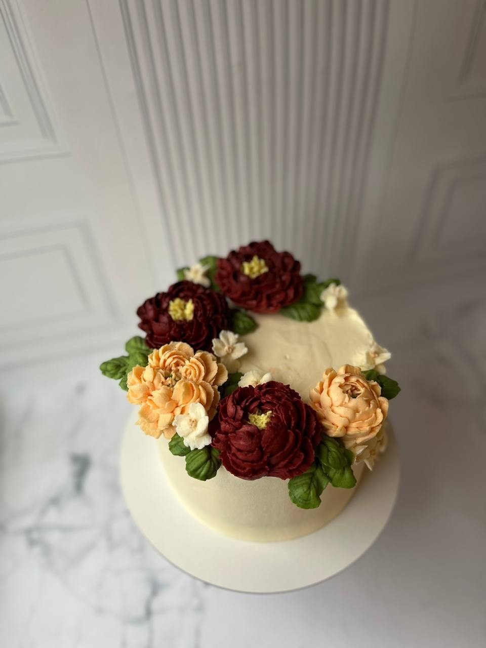 Работы учениц. Аникина Юлия / Кремовая флористика в корейской технике