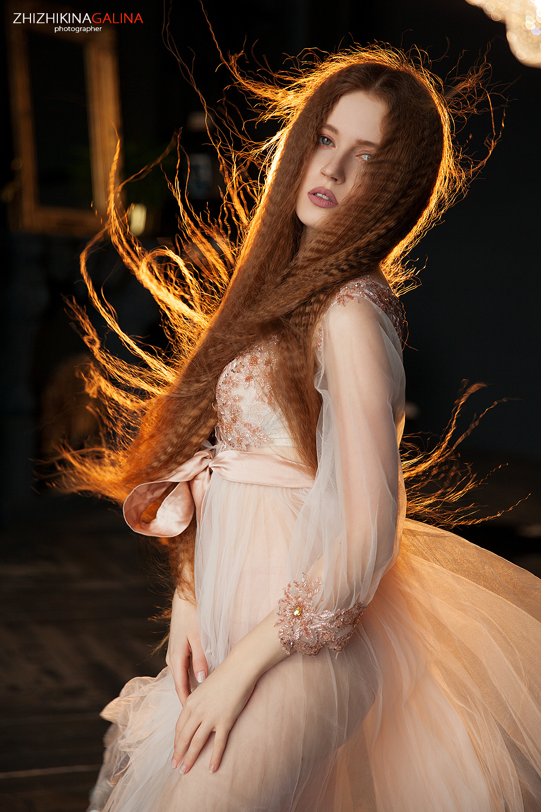 женский фотограф, портретная фотосессия, женский портрет, студийная фотосессия, фотосессия в студии, портретный фотограф, фотограф в москве, фотограф москва, портретная фотография, фотопортрет, студийный фотограф, жижикина галина
