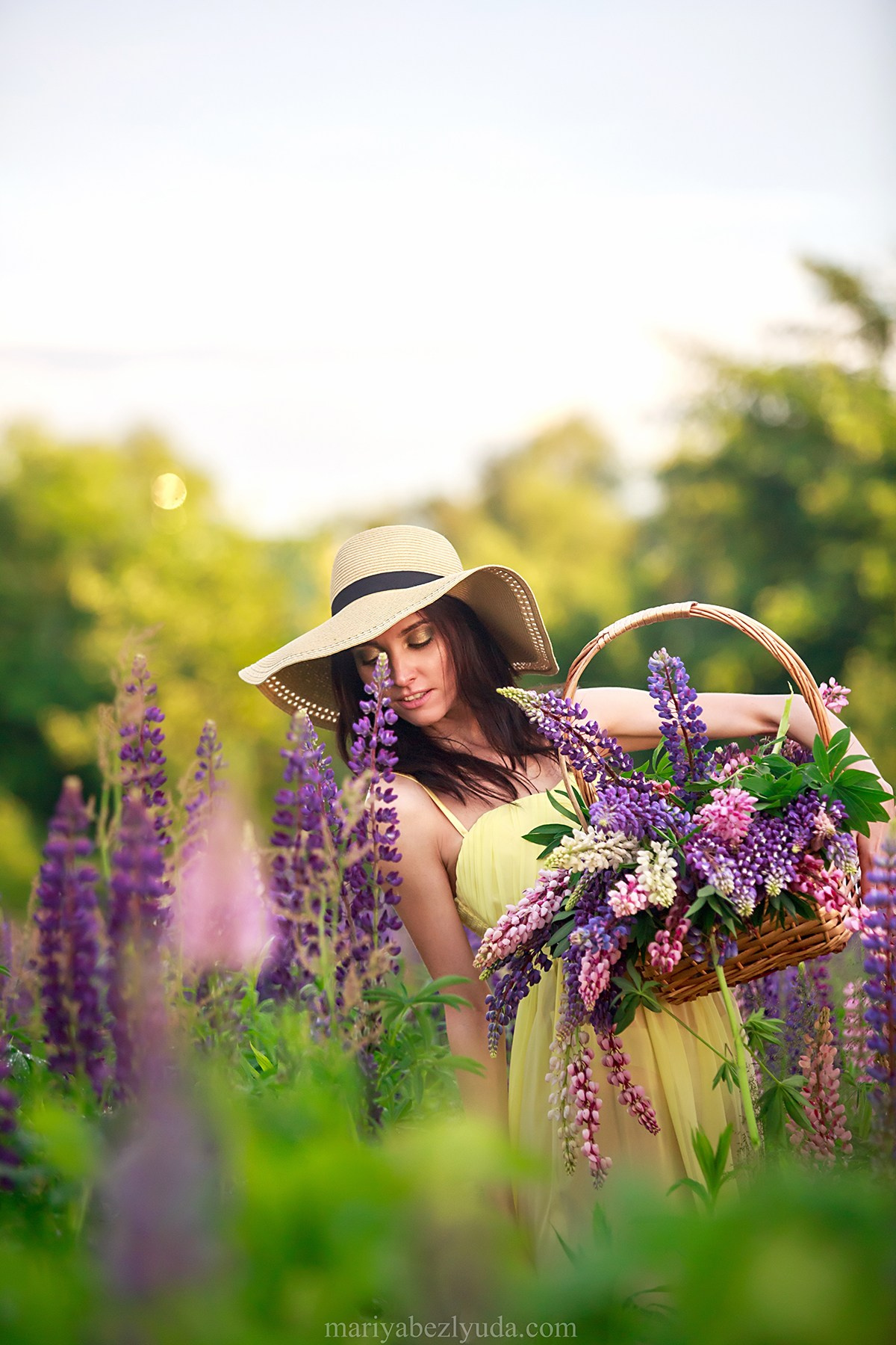 Фотосессия в люпинах. Семейный и детский фотограф в Москве Мария Быкова