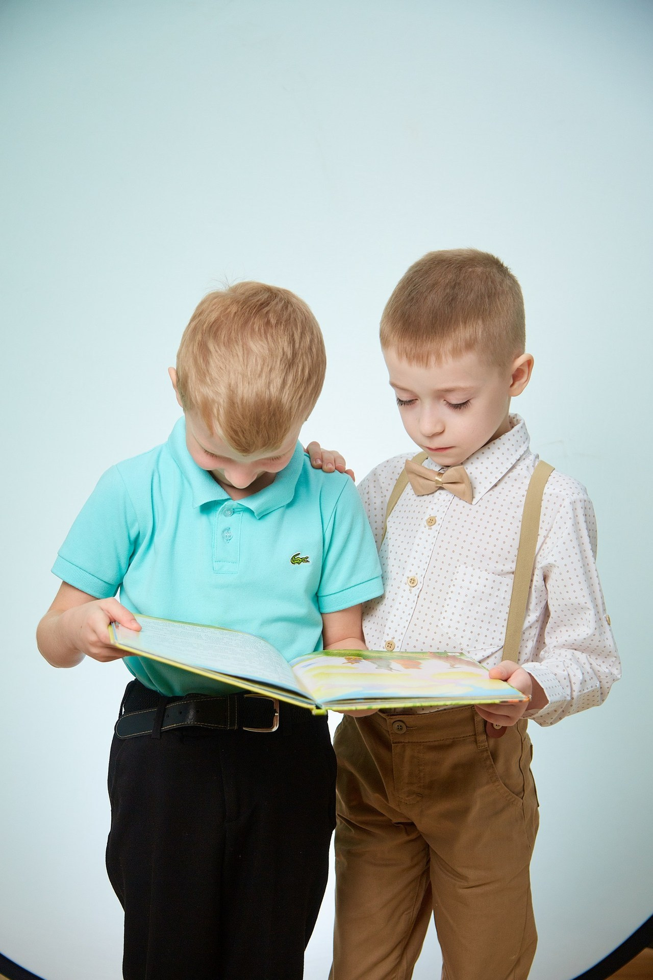 Отзывы о работе фотографа для школы и детского сада в Новосибирске. Выпускной альбом Новосибирск