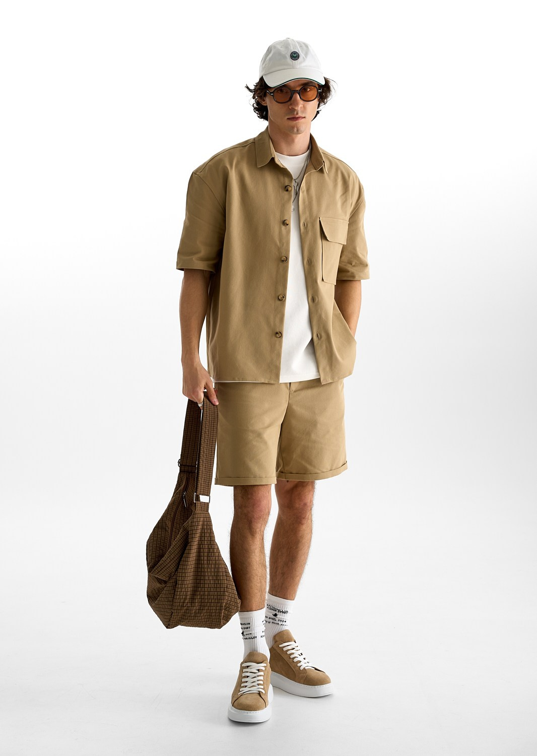 Михаил Евтух — фотограф для брендов и маркетплейсов в Минске