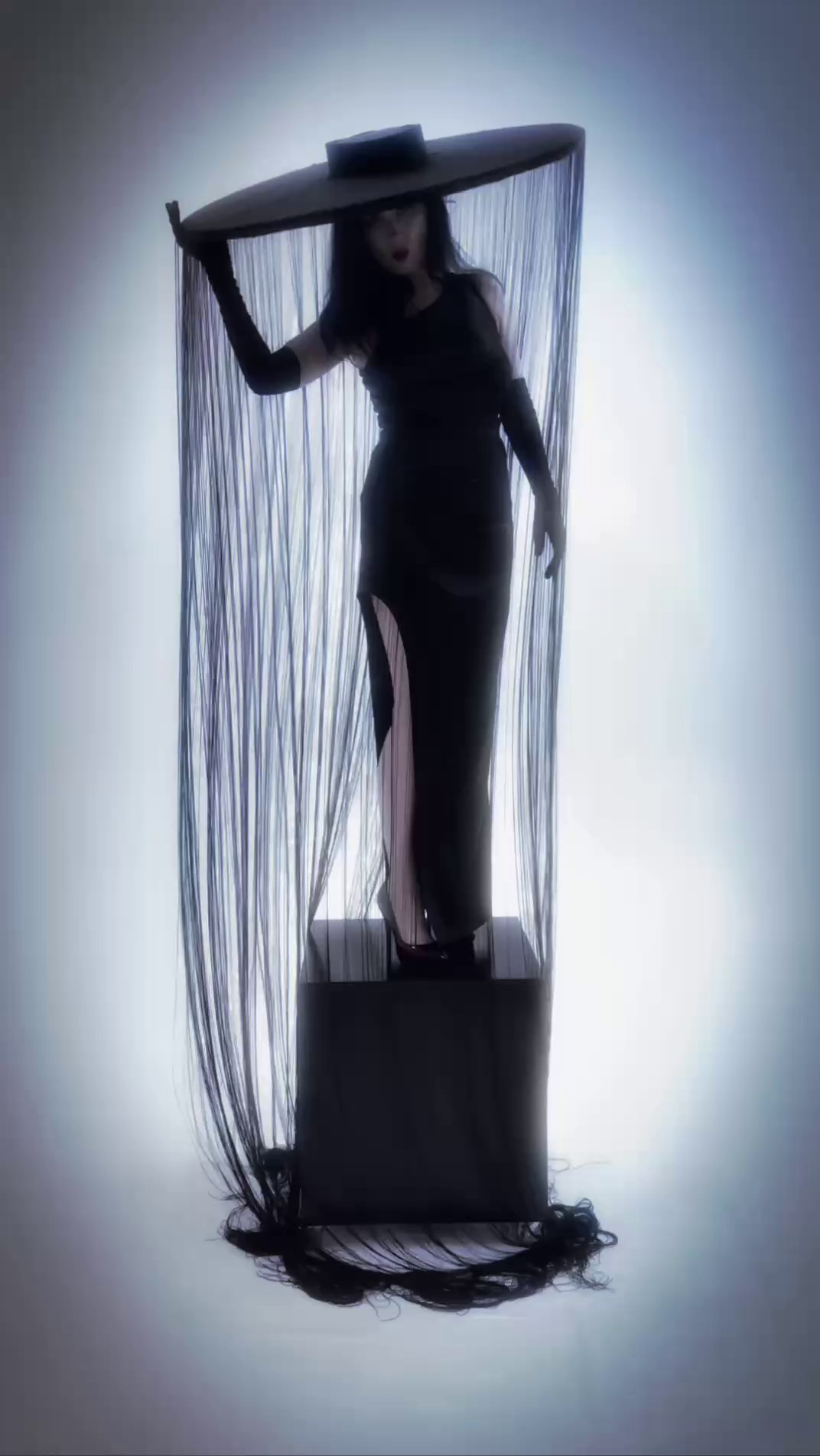 Аренда реквизита. Medlori fotobook Выпускные альбомы в Липецке Лариса Медведева