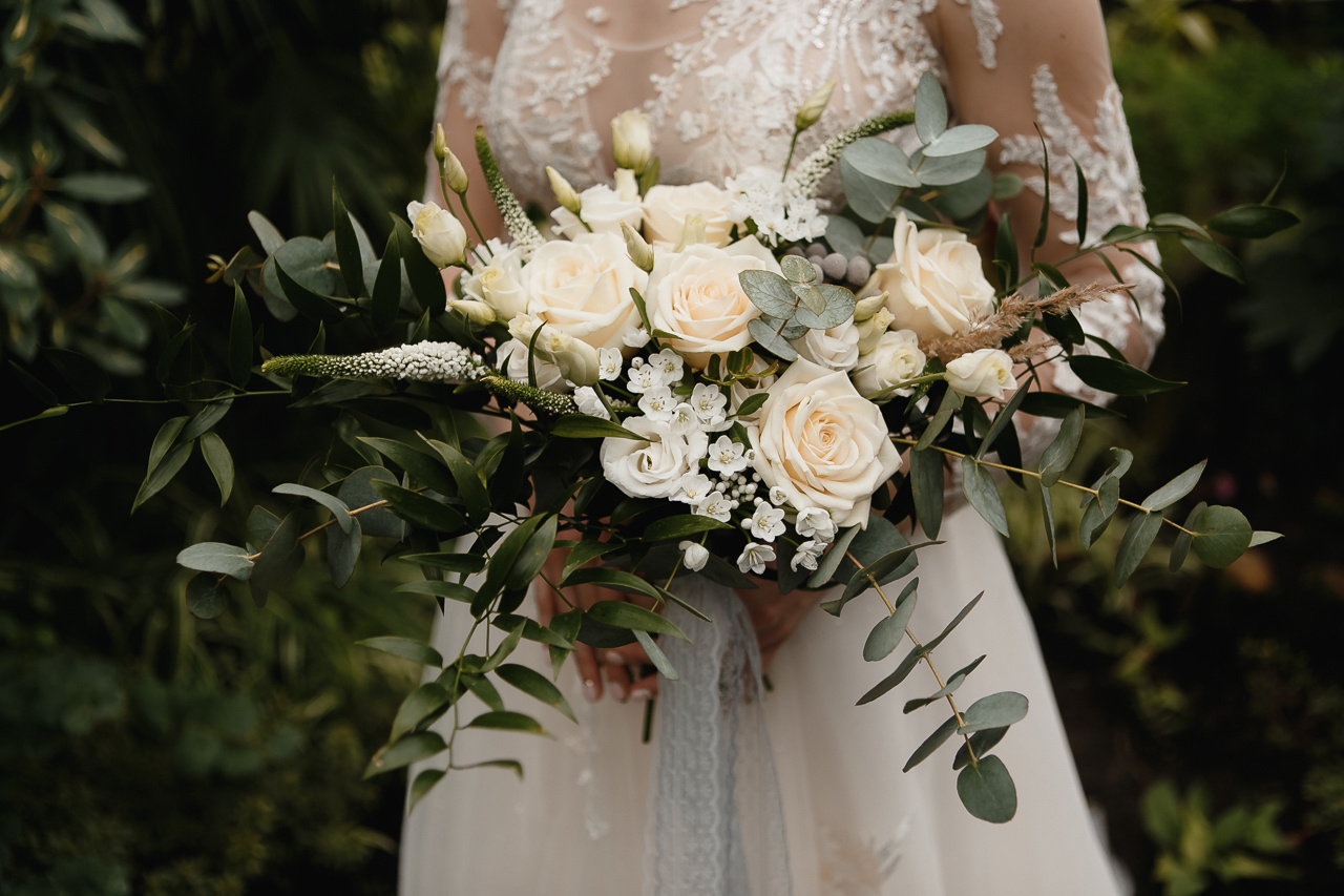 Виталий и Настя (прогулка, венчание, банкет). Семейный и свадебный фотограф в Нижнем Новгороде