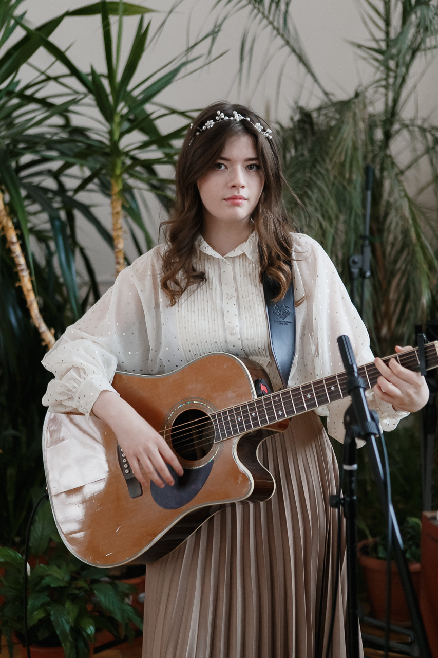 Виталий и Настя (прогулка, венчание, банкет). Семейный и свадебный фотограф в Нижнем Новгороде