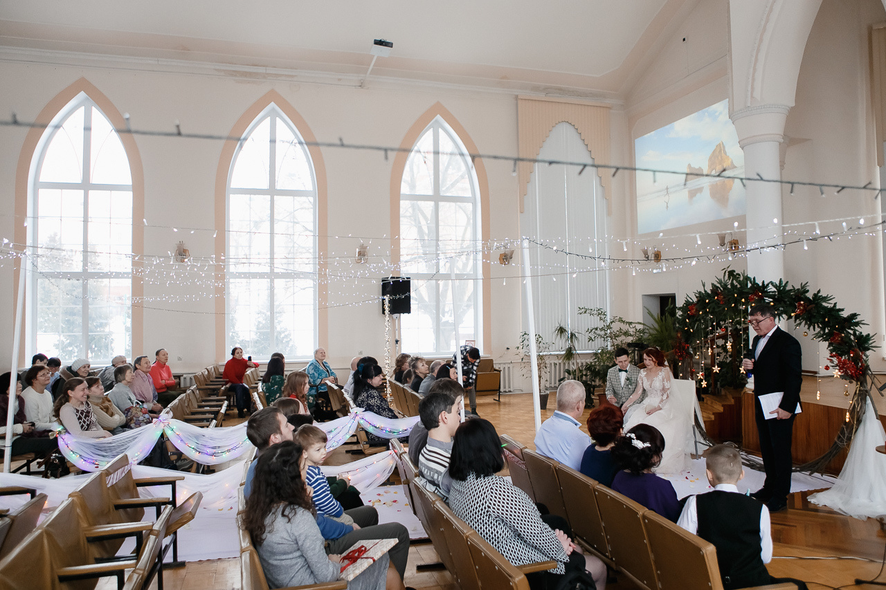 Виталий и Настя (прогулка, венчание, банкет). Семейный и свадебный фотограф в Нижнем Новгороде