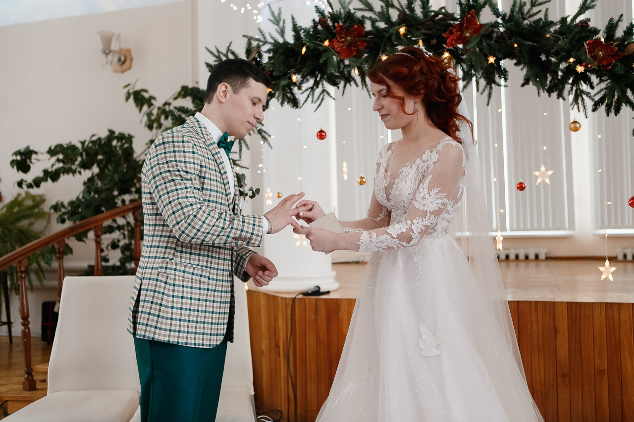 Виталий и Настя (прогулка, венчание, банкет). Семейный и свадебный фотограф в Нижнем Новгороде