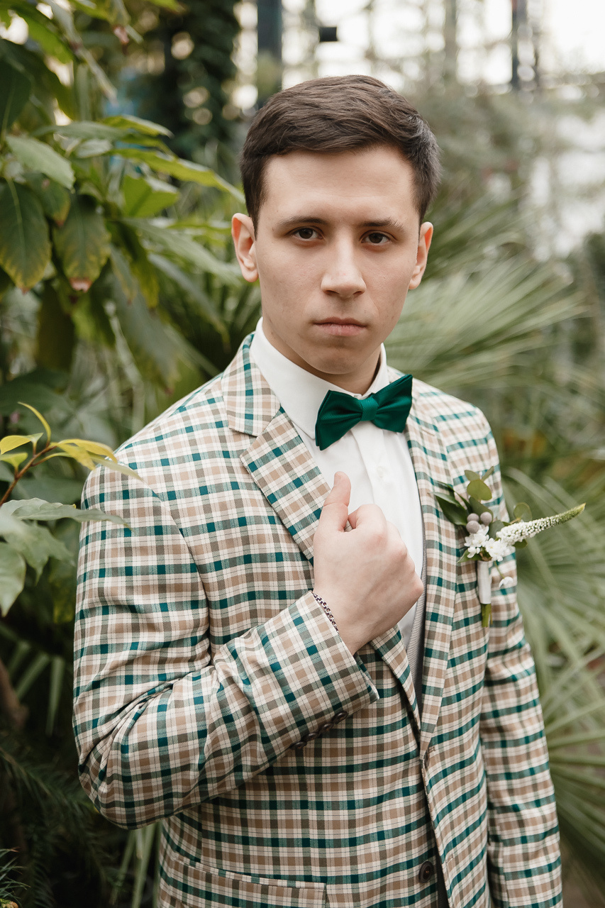 Виталий и Настя (прогулка, венчание, банкет). Семейный и свадебный фотограф в Нижнем Новгороде