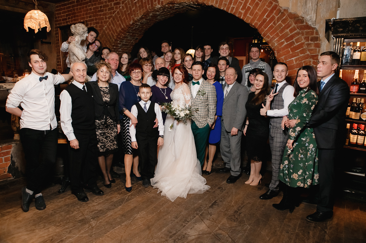 Виталий и Настя (прогулка, венчание, банкет). Семейный и свадебный фотограф в Нижнем Новгороде