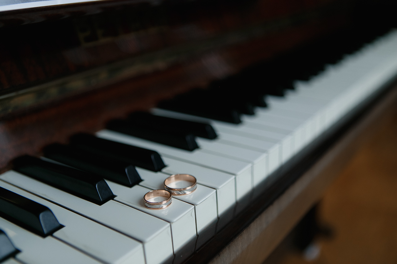 Виталий и Настя (прогулка, венчание, банкет). Семейный и свадебный фотограф в Нижнем Новгороде