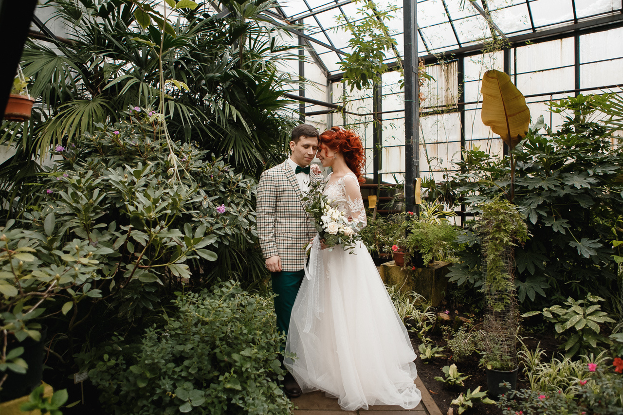 Виталий и Настя (прогулка, венчание, банкет). Семейный и свадебный фотограф в Нижнем Новгороде