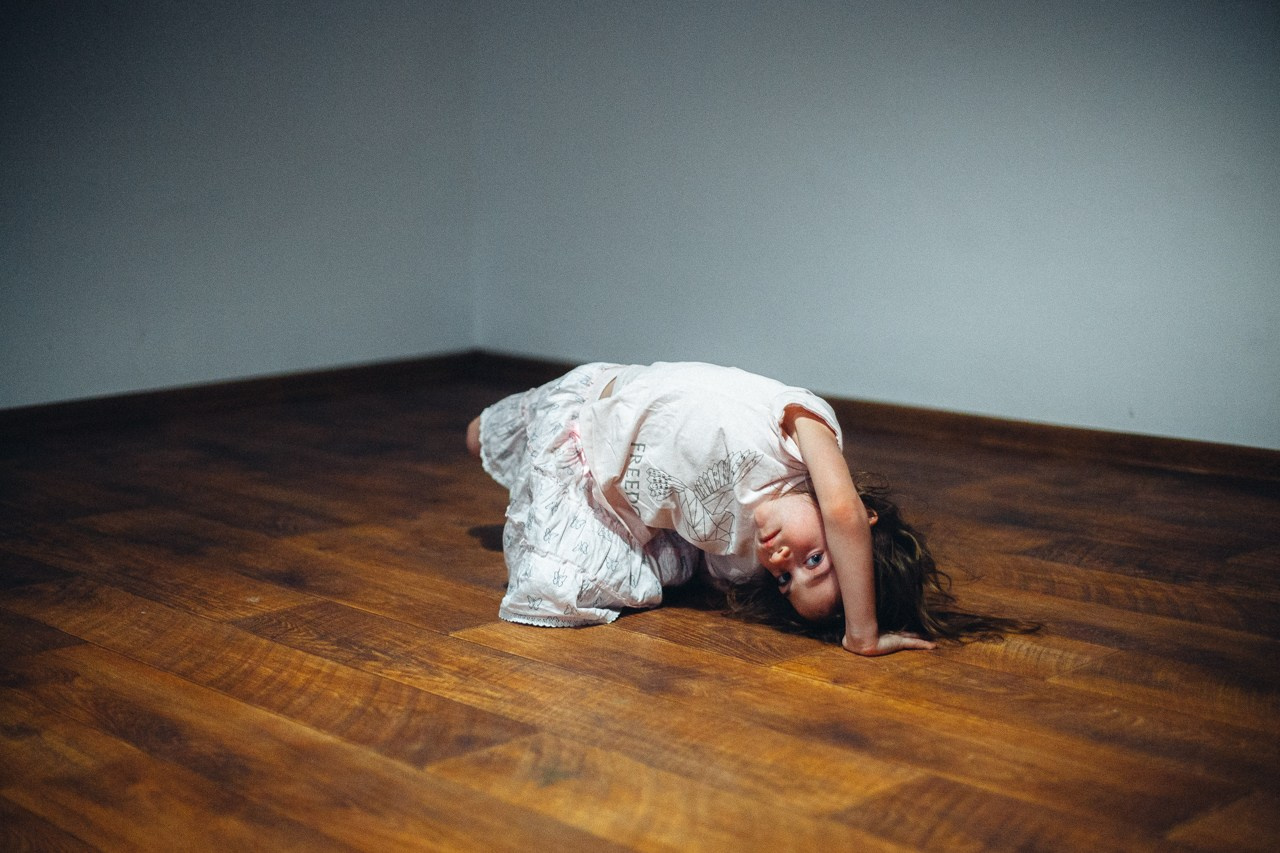 Дочка в студии. Фотограф Денис Денисов