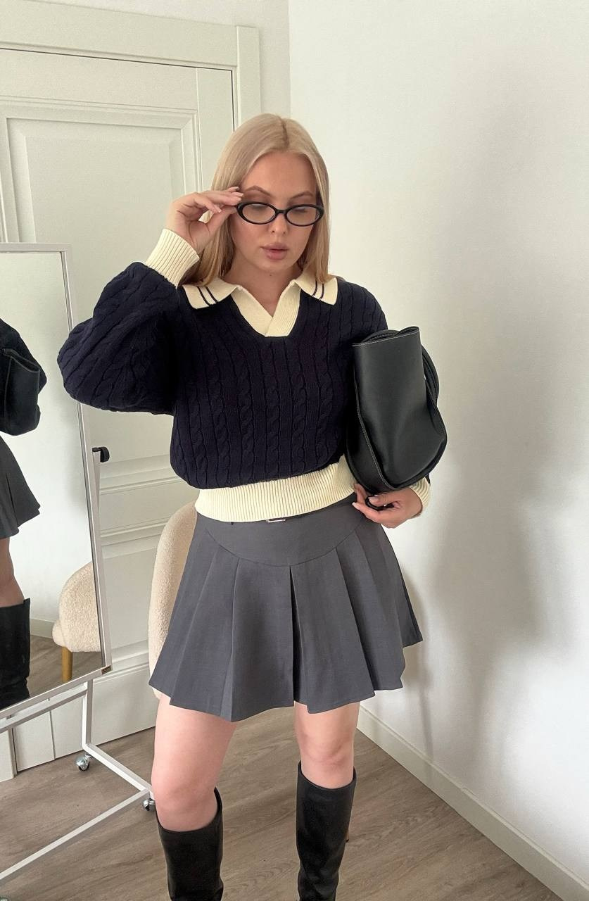 Алиса Б Размер М, Рост 174, Параметры 85/67/95. LUNAPRO Дом стильных, сборных и индивидуальных съемок для брендов