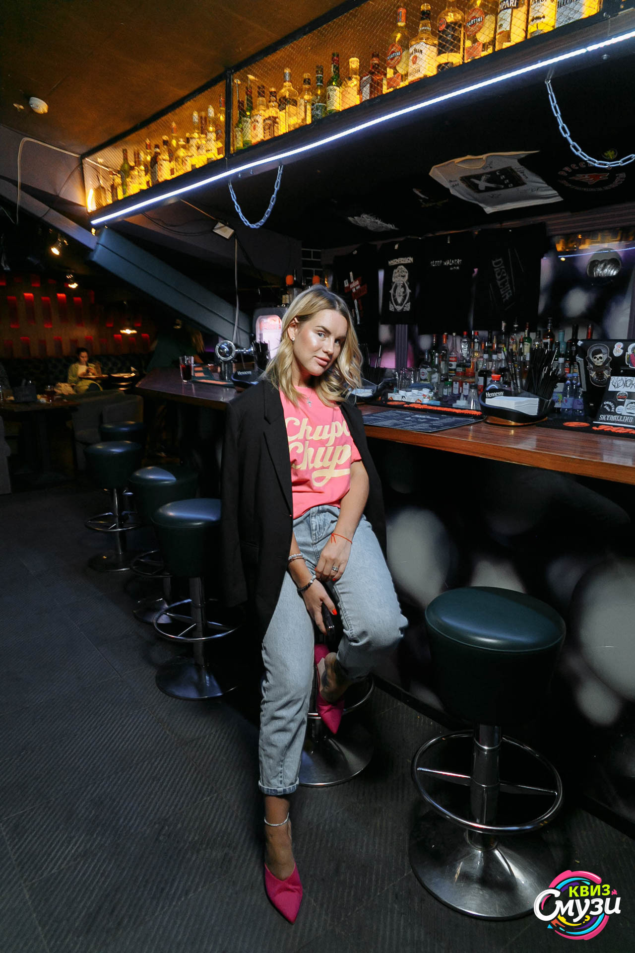 Квиз Смузи, игра Угадай мелодию: 150 русских хитов. Событийный фотограф Максим Бескоровайновнов