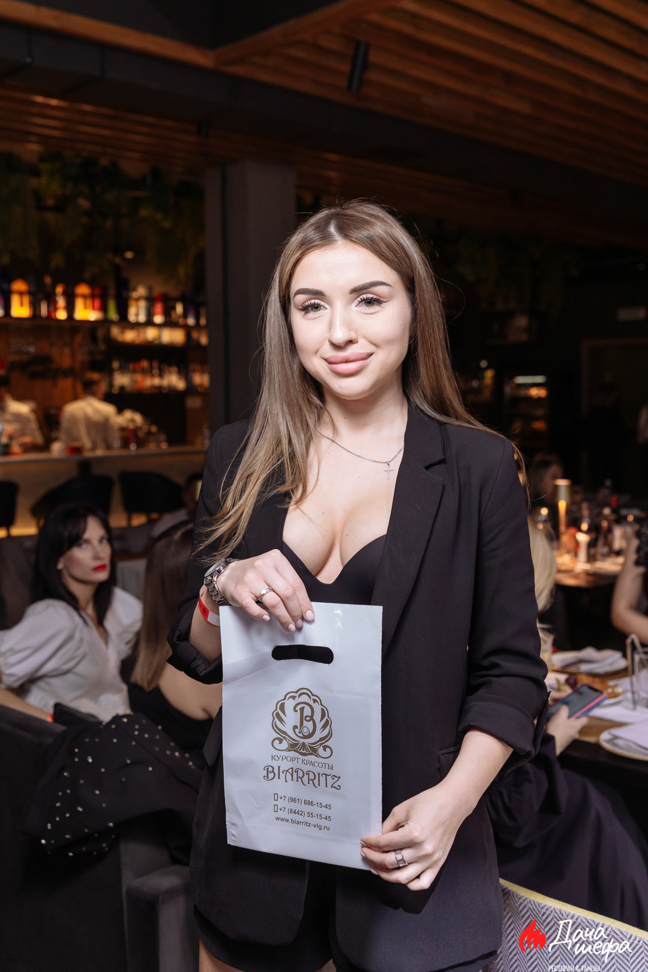 День рождения Дачи шефа, хедлайнер: группа Пропаганда. Событийный фотограф Максим Бескоровайновнов