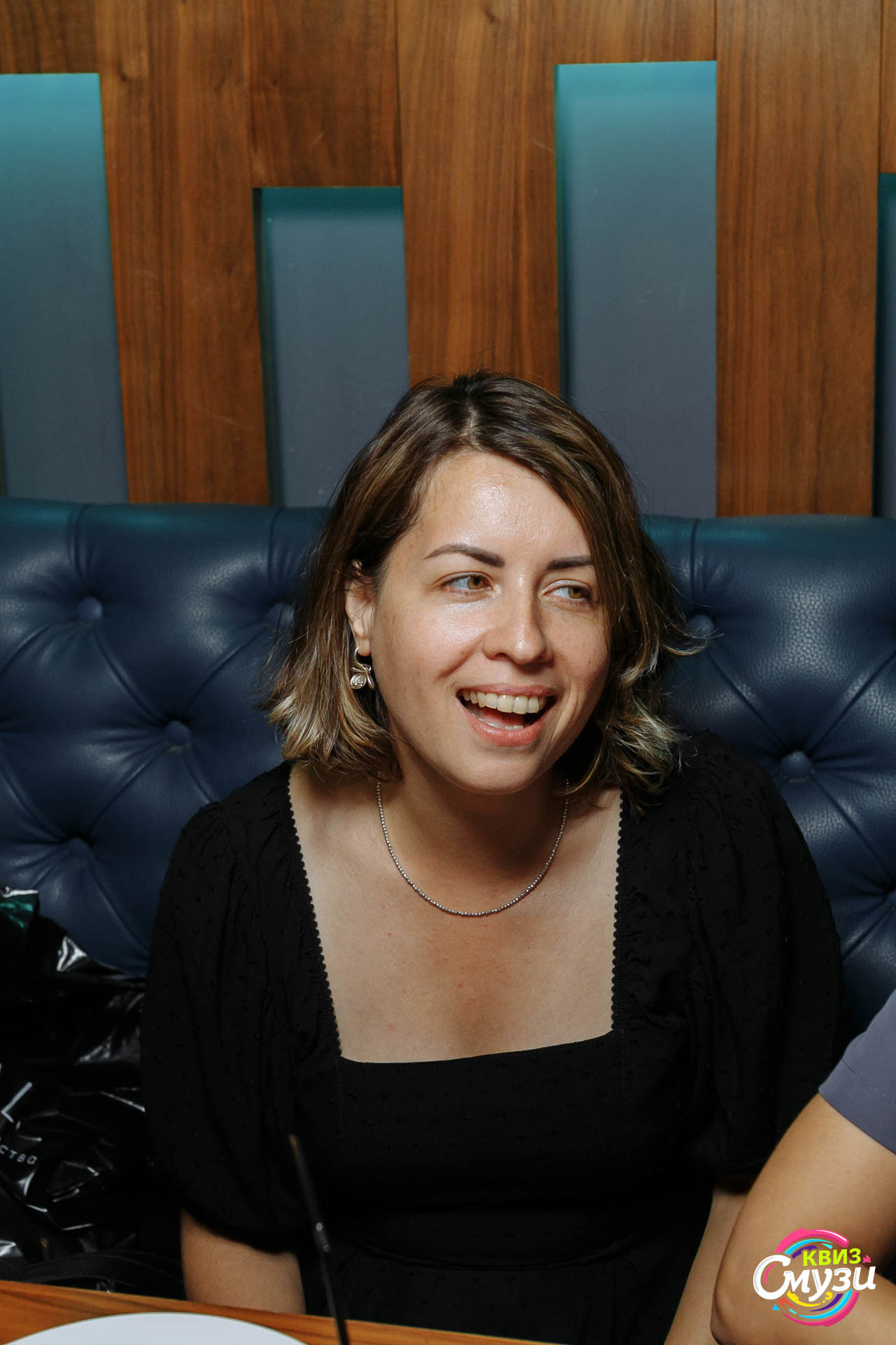 Квиз Смузи, игра Угадай мелодию: 150 русских хитов. Событийный фотограф Максим Бескоровайновнов