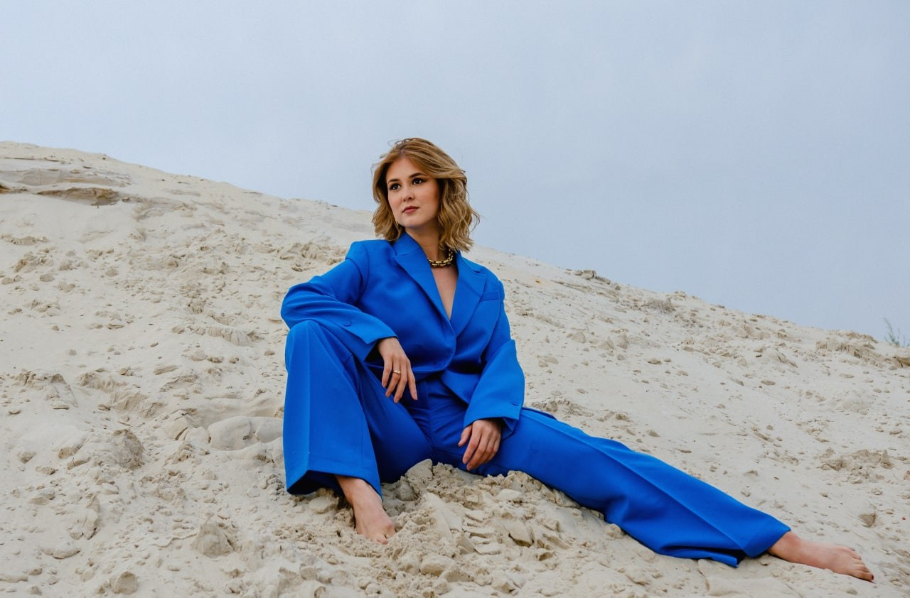 Nata with the sand. Family, portrait, content photo in Costa Rica Evgeniya Besprozvannykh