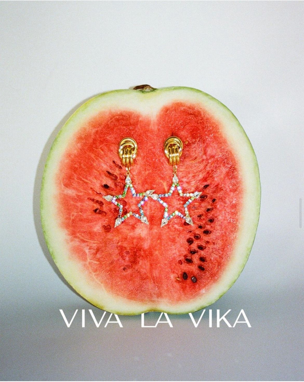 Viva la vika (35 mm). Фотограф и видеограф для брендов в Москве