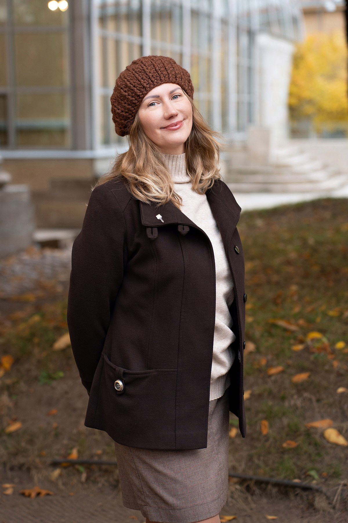 Кистью и листьями. Художник Анна Пятковская. Фотограф Мария Ковкова