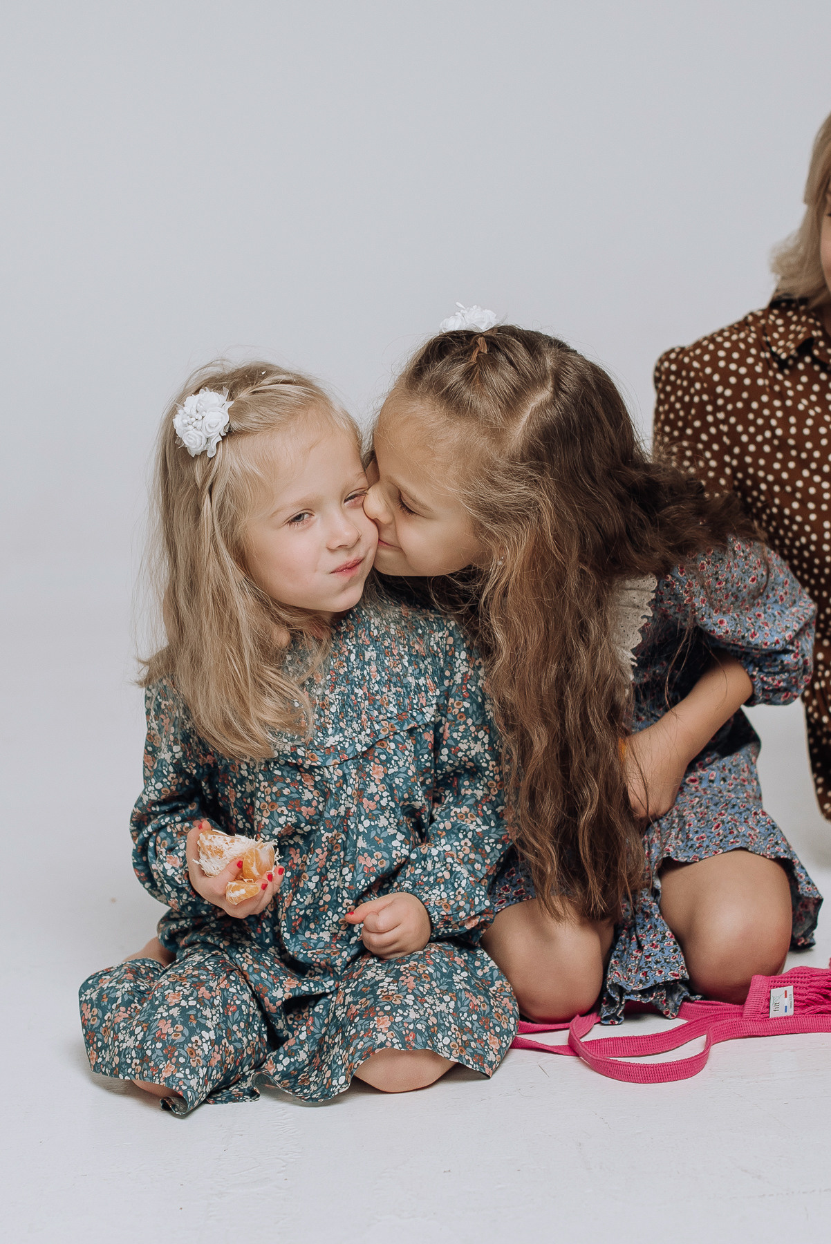 Happy Family_Оля, Денис, Ева и Кира. Свадебный и семейный фотограф в Минске Яна Новак