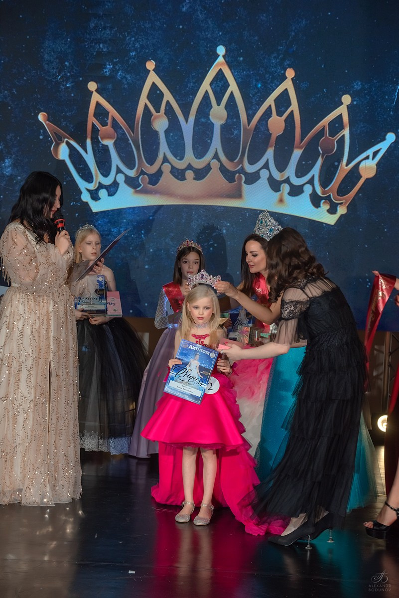 GrandFashionShow2024. Семейный и коммерческий фотограф в Сочи Александр Бодунов