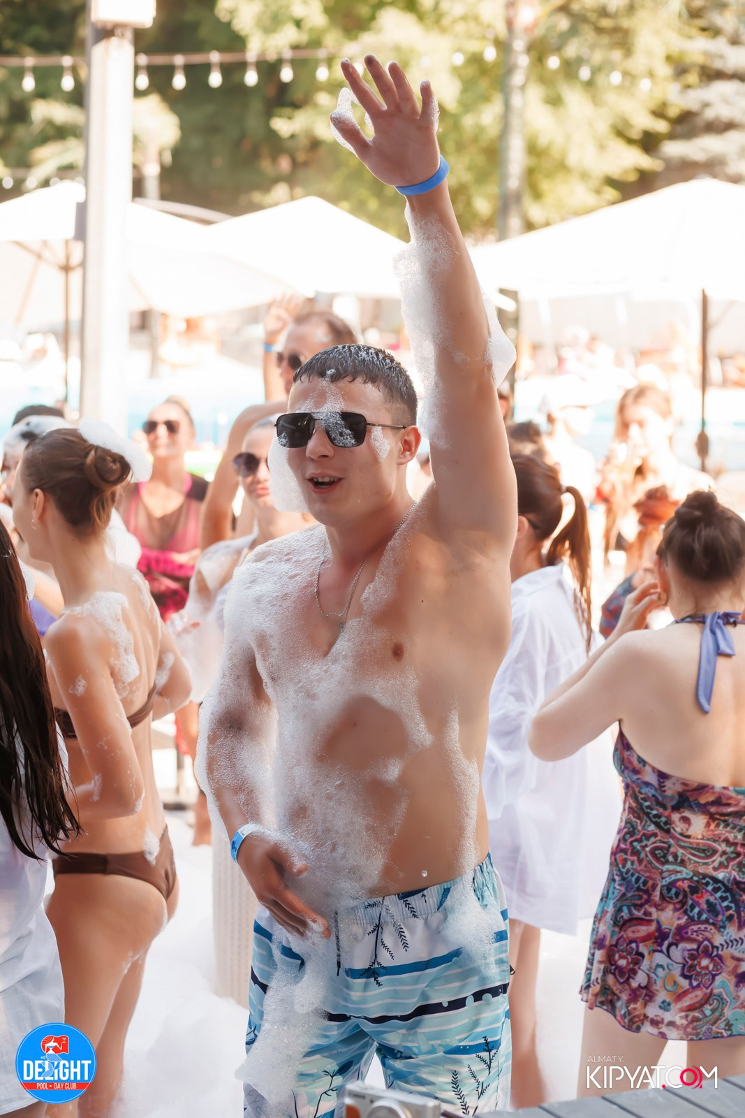 WHITE PARTY — DELIGHT POOL DAY CLUB. КИПЯТКОМ АЛМАТЫ! Фотосъемка мероприятий в Алматы