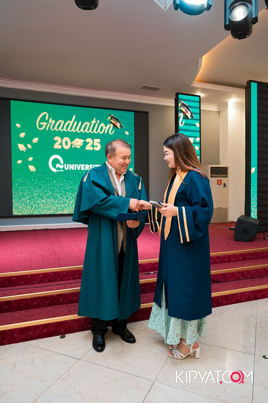 GRADUATION 2025 Q UNIVERSITY. КИПЯТКОМ АЛМАТЫ!