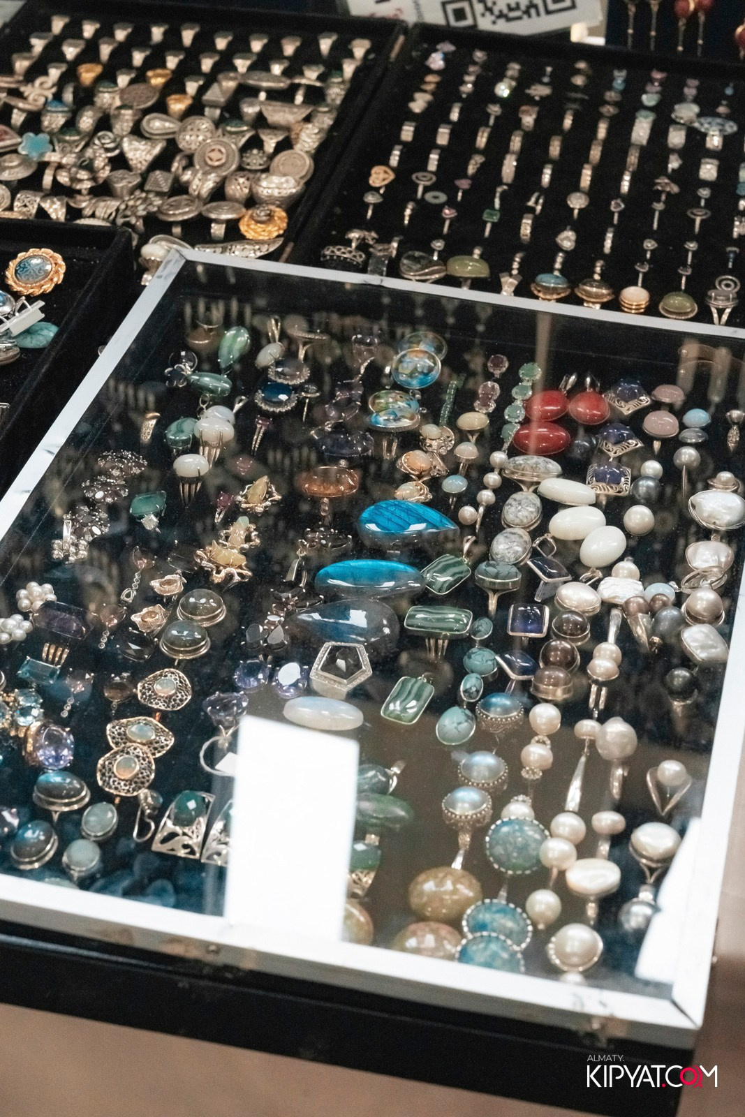 ETHNO POP-UP STORE, SABANTOI B SADU ARENA. КИПЯТКОМ АЛМАТЫ!