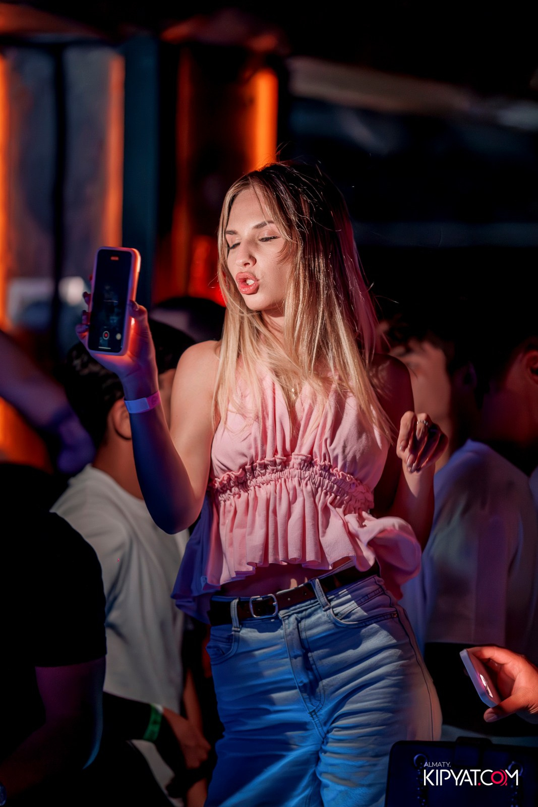 BHB. КИПЯТКОМ АЛМАТЫ!