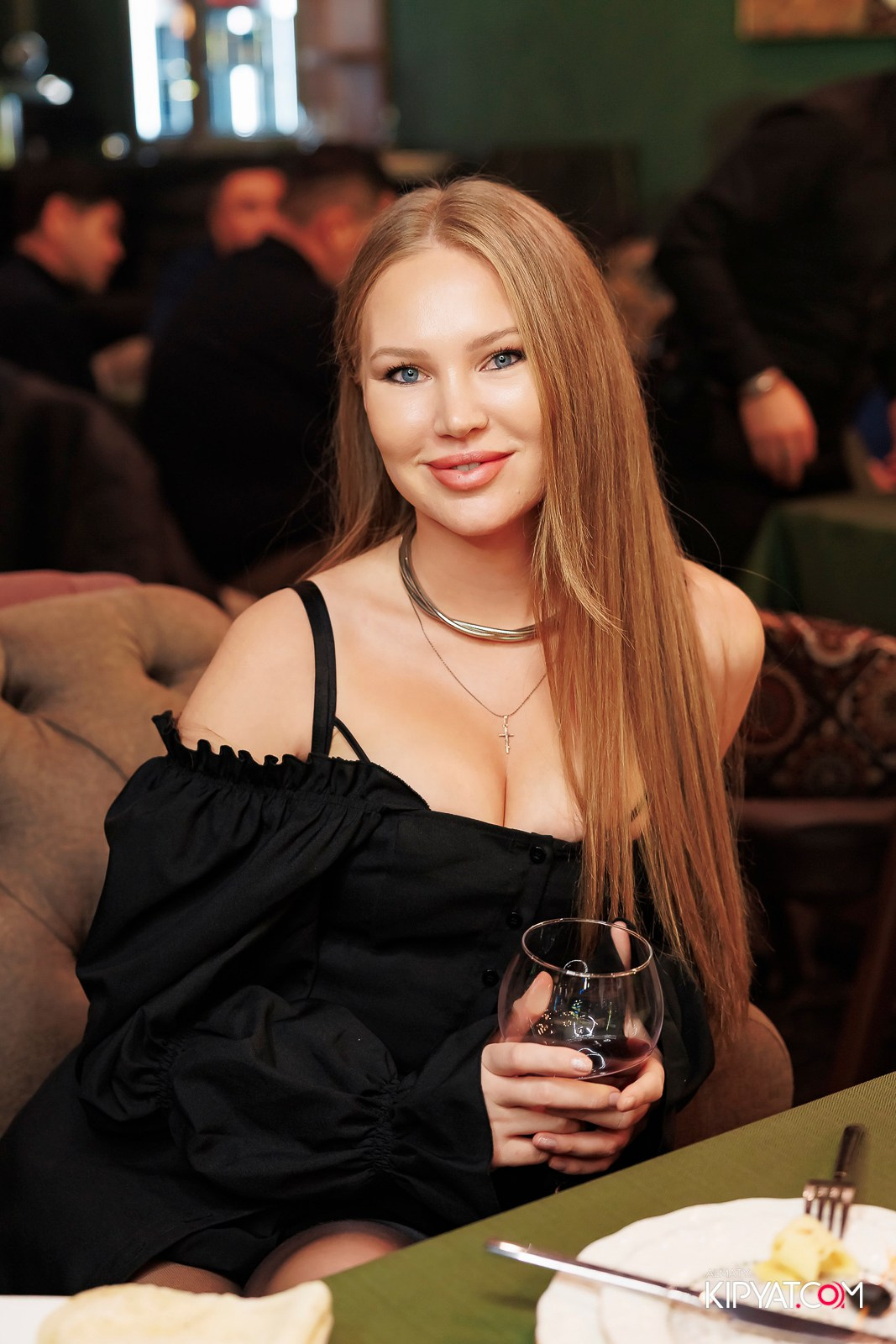 РЕСТОРАН ВЕСЕЛИДЗЕ НА ШЕВЧЕНКО. КИПЯТКОМ АЛМАТЫ!