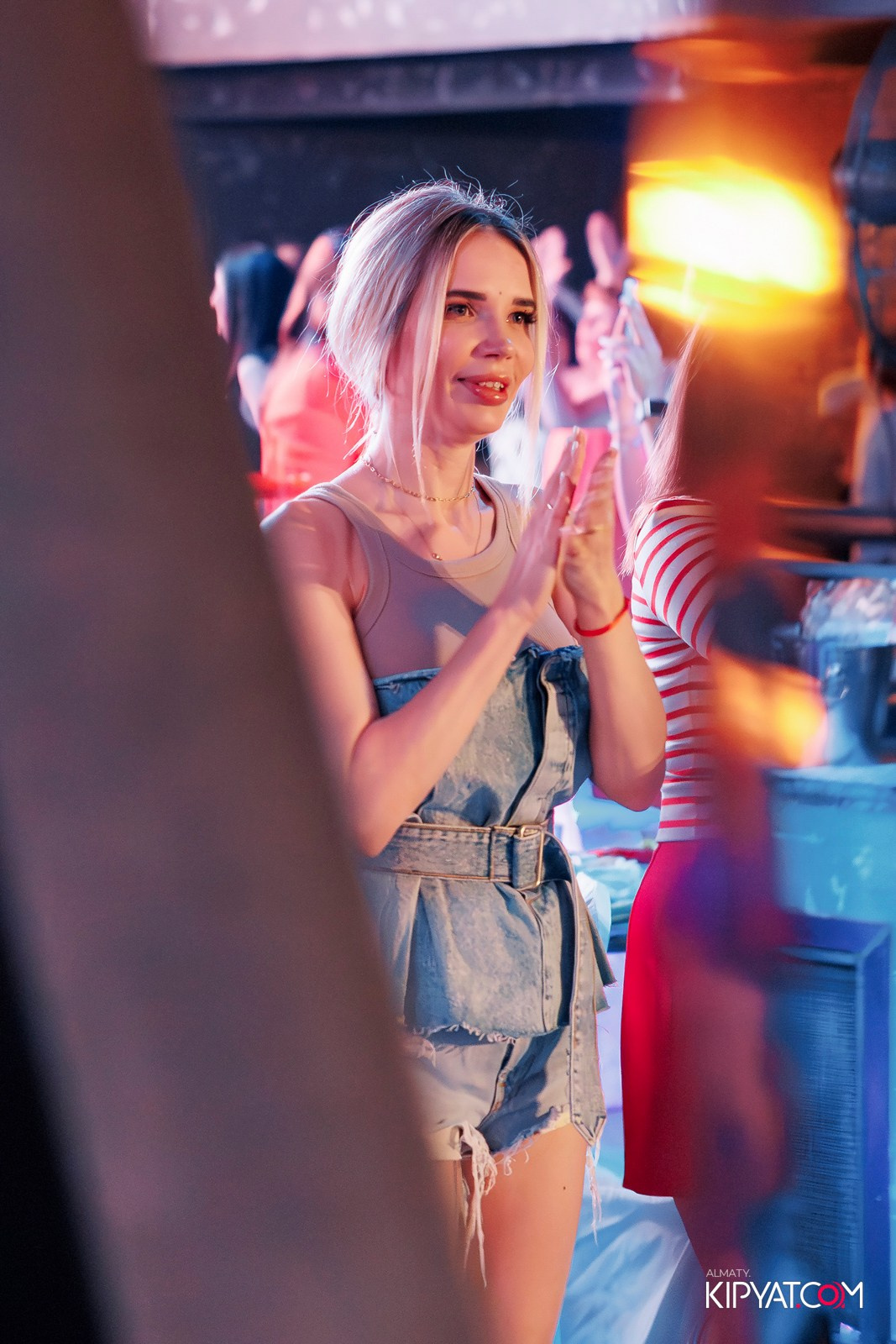 МУЗЫКАЛЬНОЕ ЛОТО В HIT RETRO. КИПЯТКОМ АЛМАТЫ!