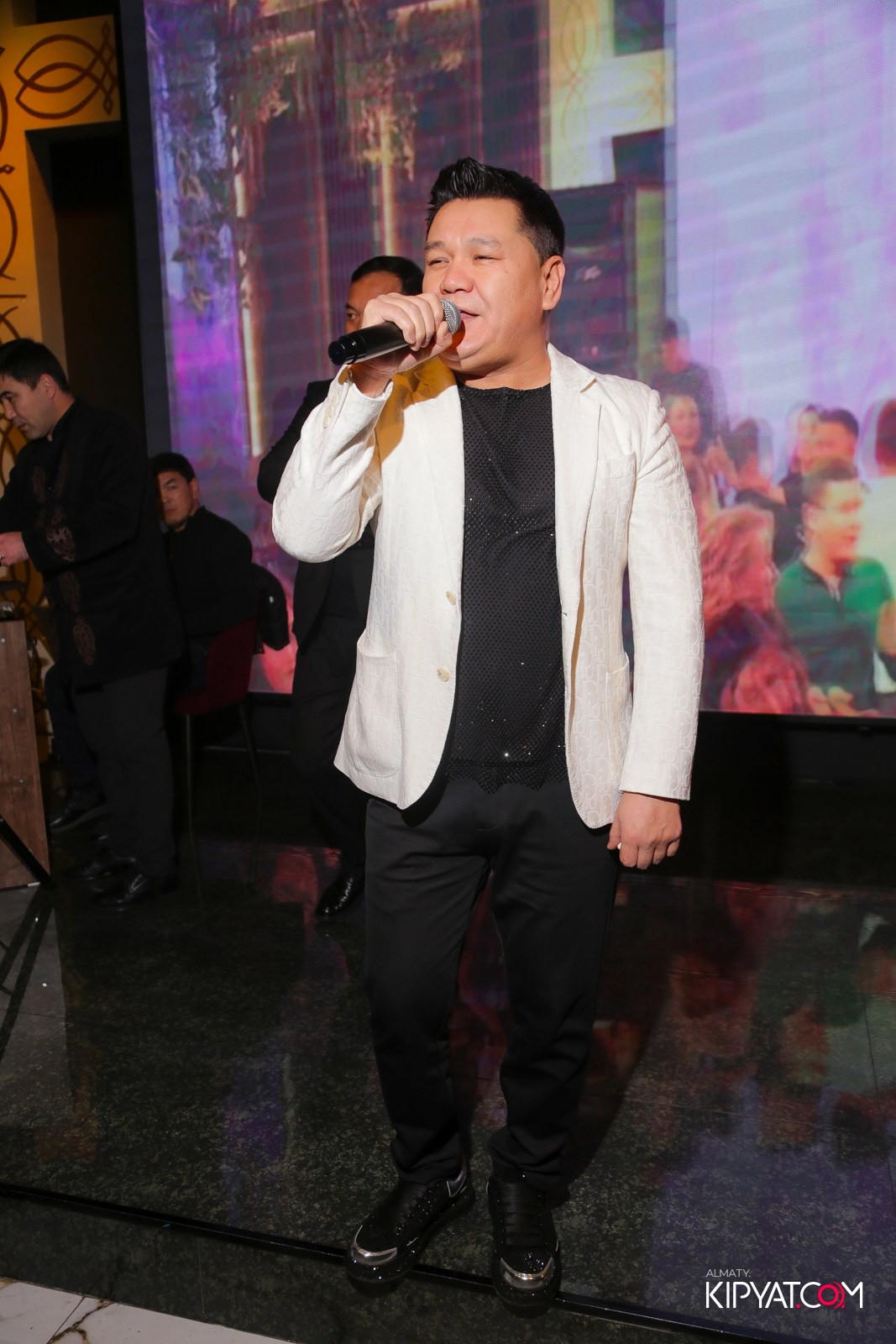 РЕСТОРАН РАХАТ. КИПЯТКОМ АЛМАТЫ!