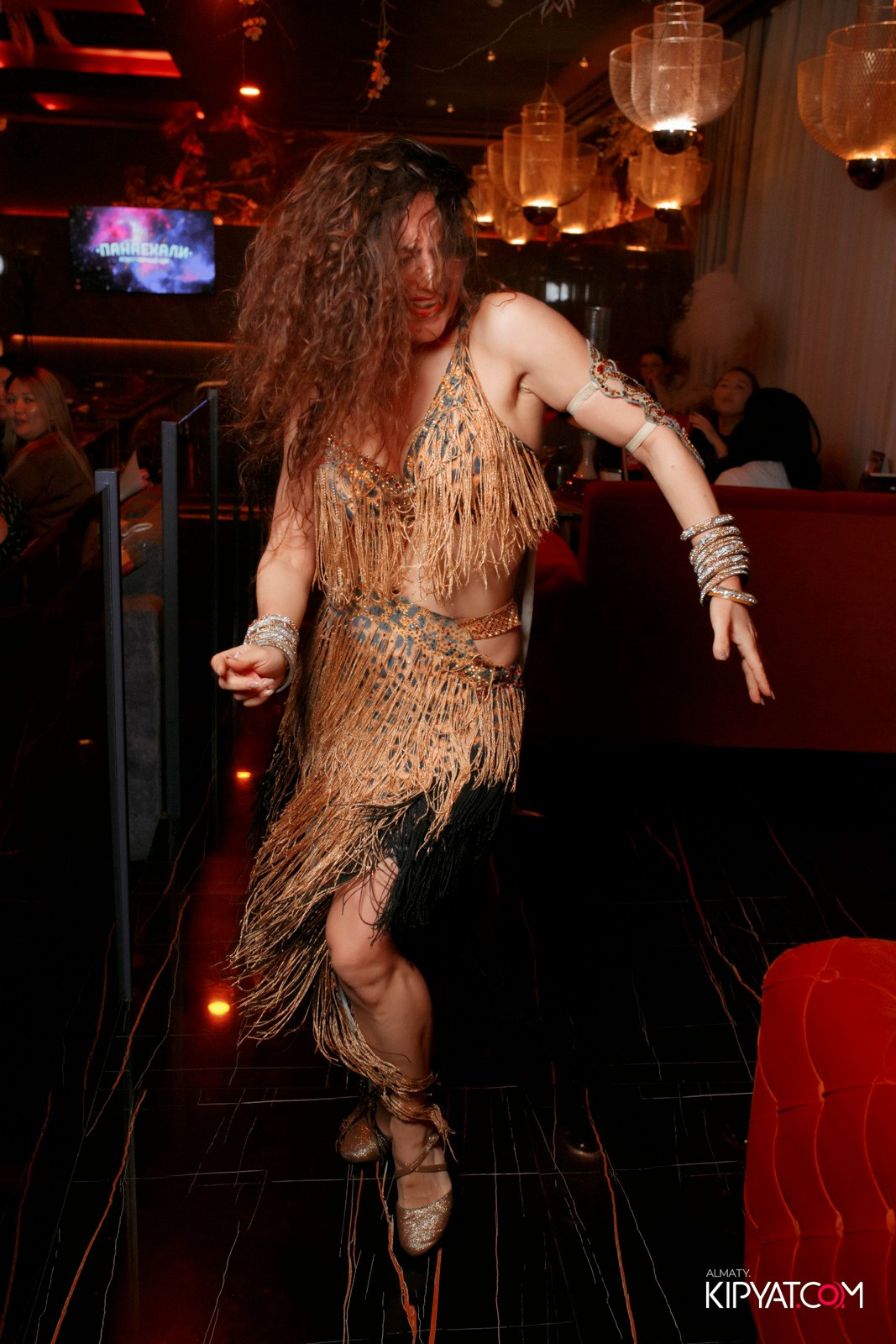 БАР ПАНАЕХАЛИ НА ДОСТЫК. КИПЯТКОМ АЛМАТЫ! Фотосъемка мероприятий в Алматы
