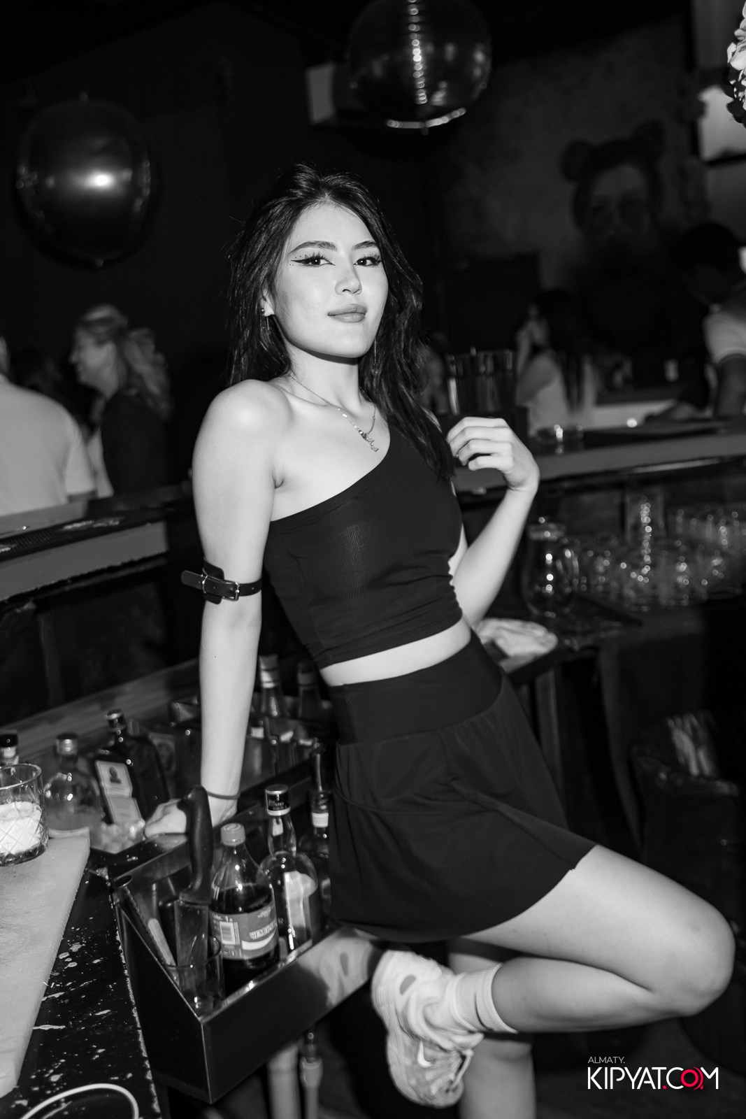 UYAT EMES BAR. КИПЯТКОМ АЛМАТЫ!