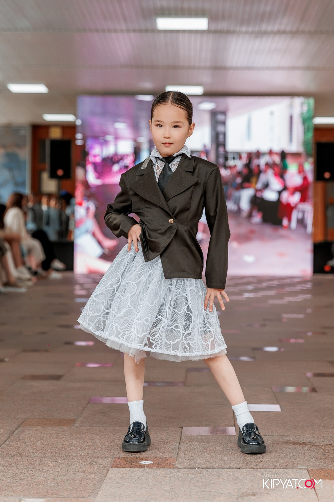JUNIOR FASHION SHOW. КИПЯТКОМ АЛМАТЫ!