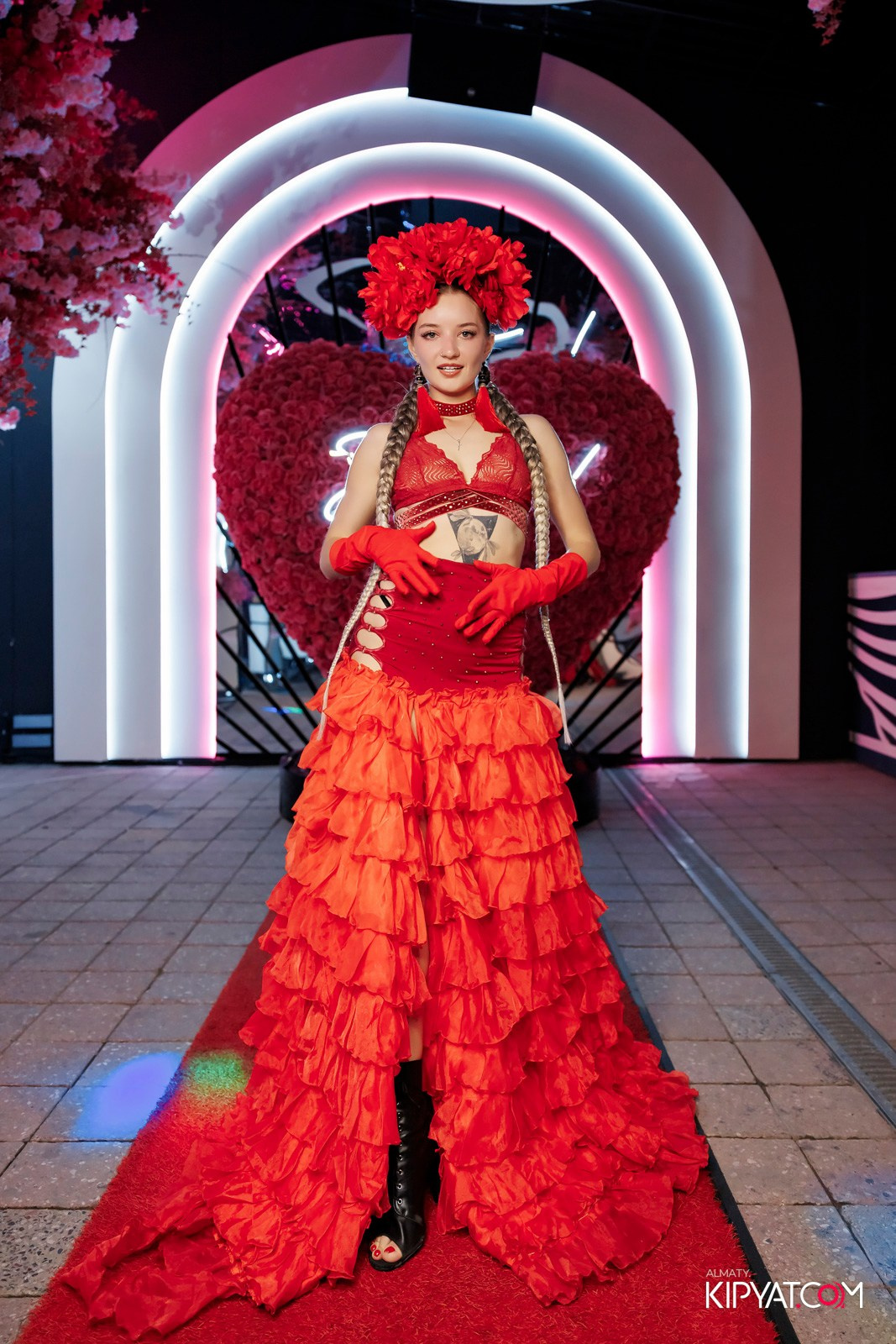 ЗАЯ, НА БИС. КИПЯТКОМ АЛМАТЫ!