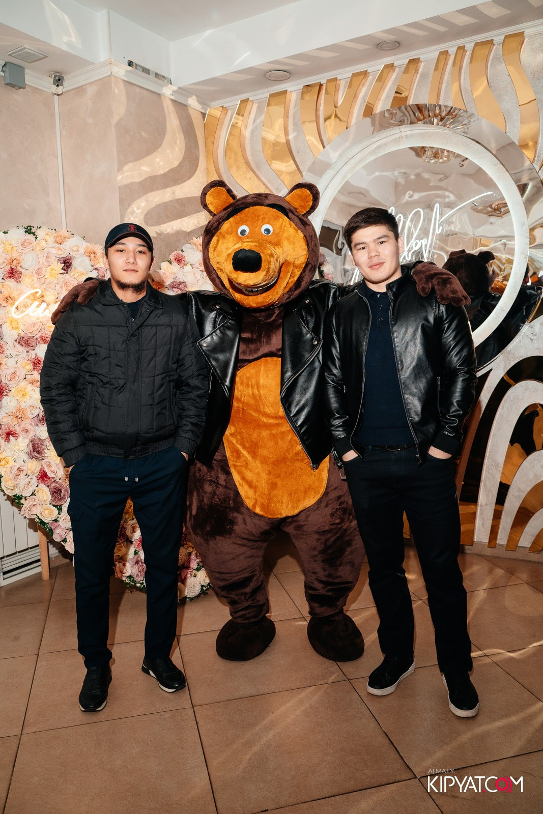 УХО И МЕДВЕДЬ НА КУРМАНГАЗЫ. КИПЯТКОМ АЛМАТЫ!