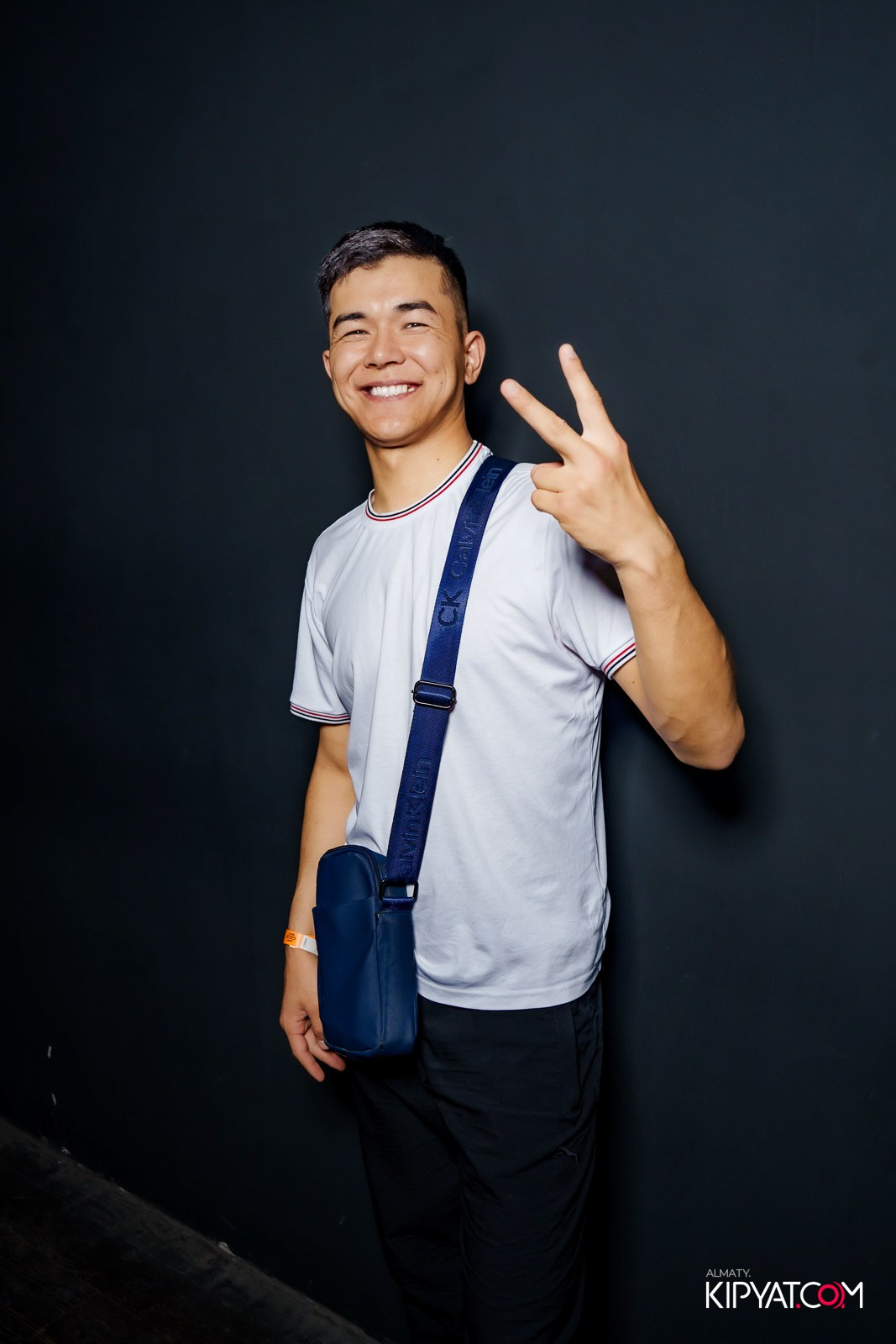 UYAT EMES BAR. КИПЯТКОМ АЛМАТЫ!