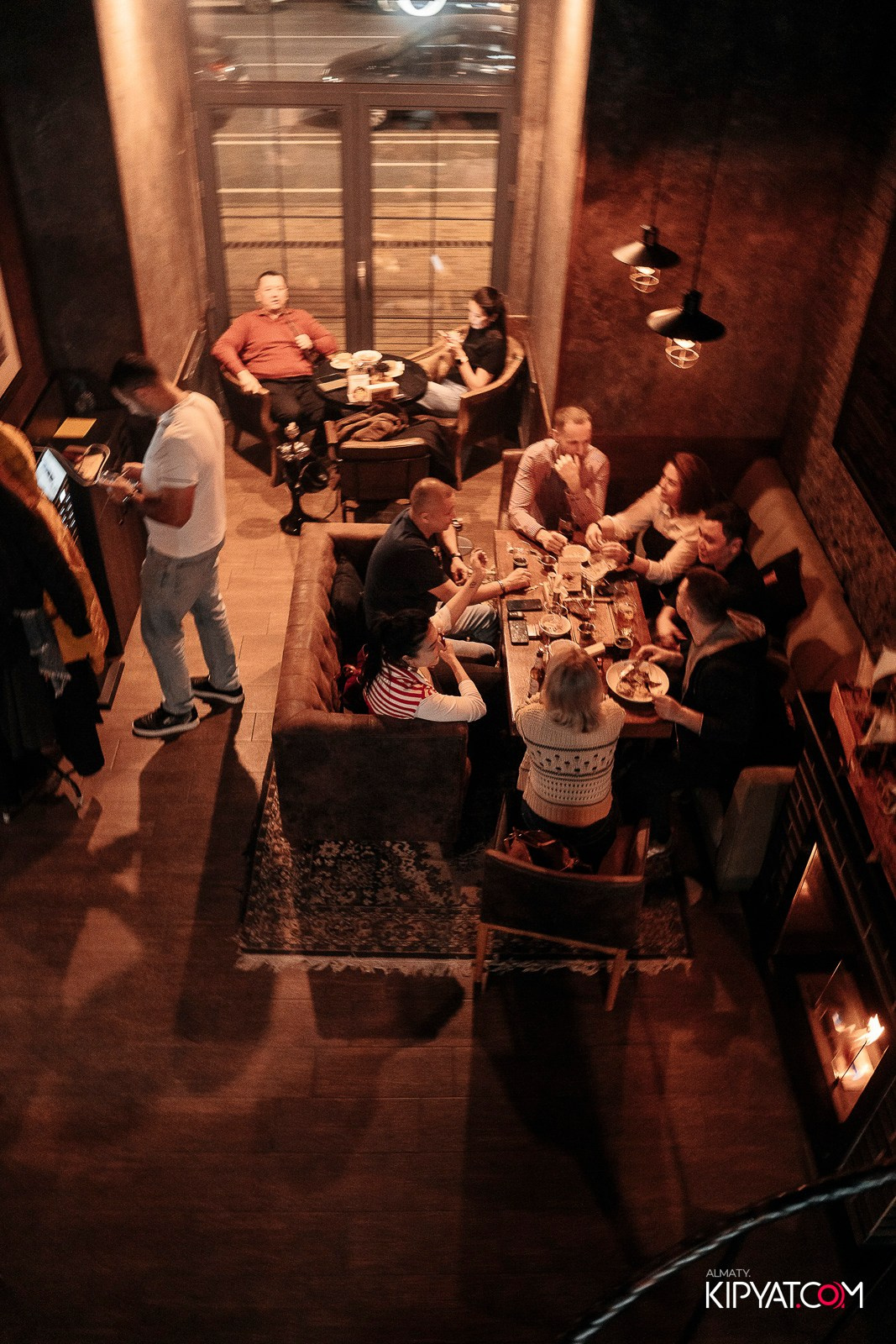 РЕСТО-БАР СКАНДАЛИСТЪ. КИПЯТКОМ АЛМАТЫ! Фотосъемка мероприятий в Алматы