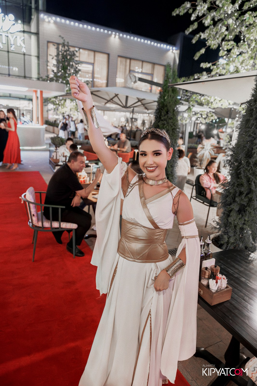 ОФИЦИАЛЬНОЕ ОТКРЫТИЕ РЕСТОРАНА BIG CHEFS. КИПЯТКОМ АЛМАТЫ!