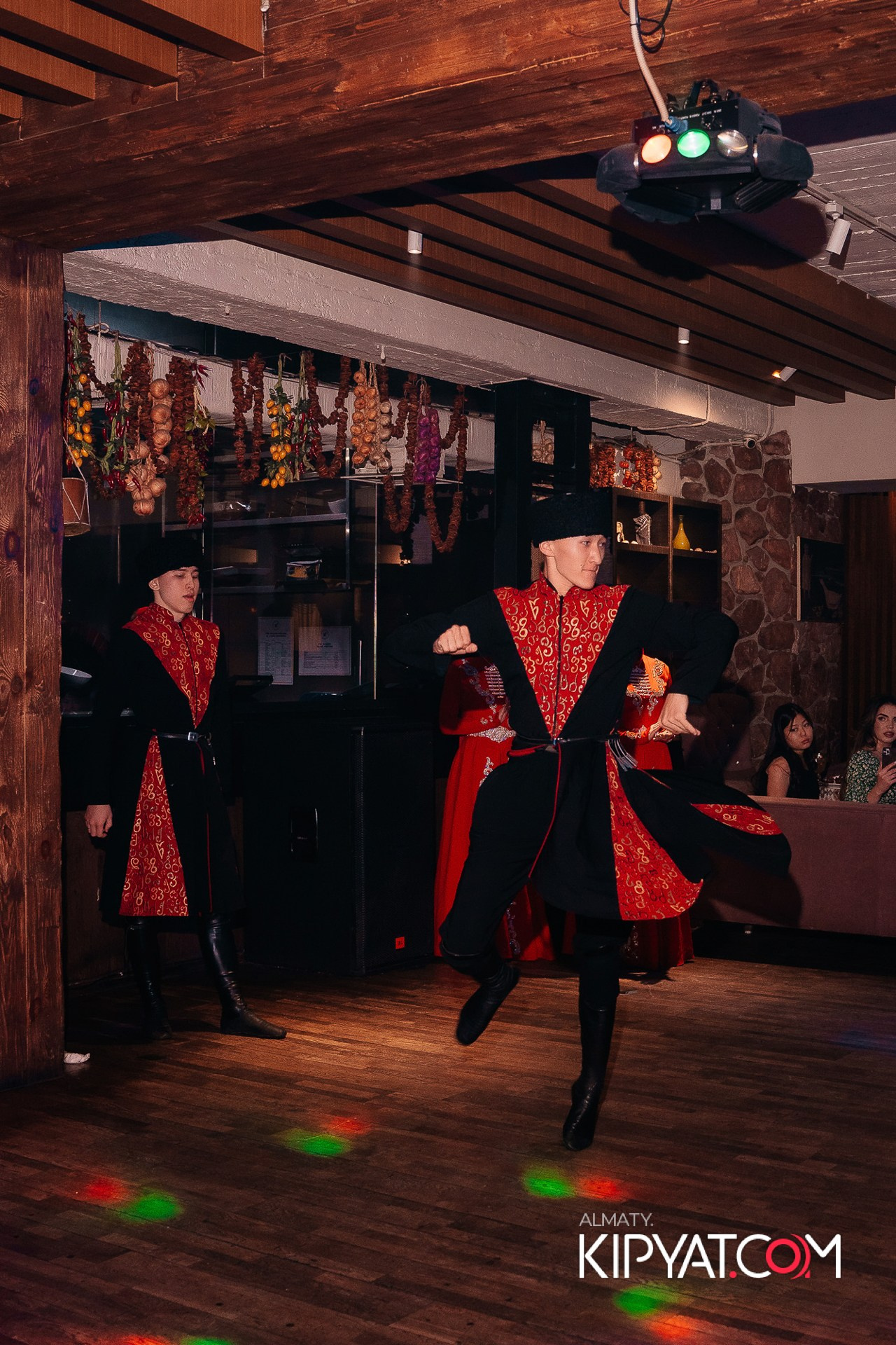 ВАХТАНГУРИ. КИПЯТКОМ АЛМАТЫ!