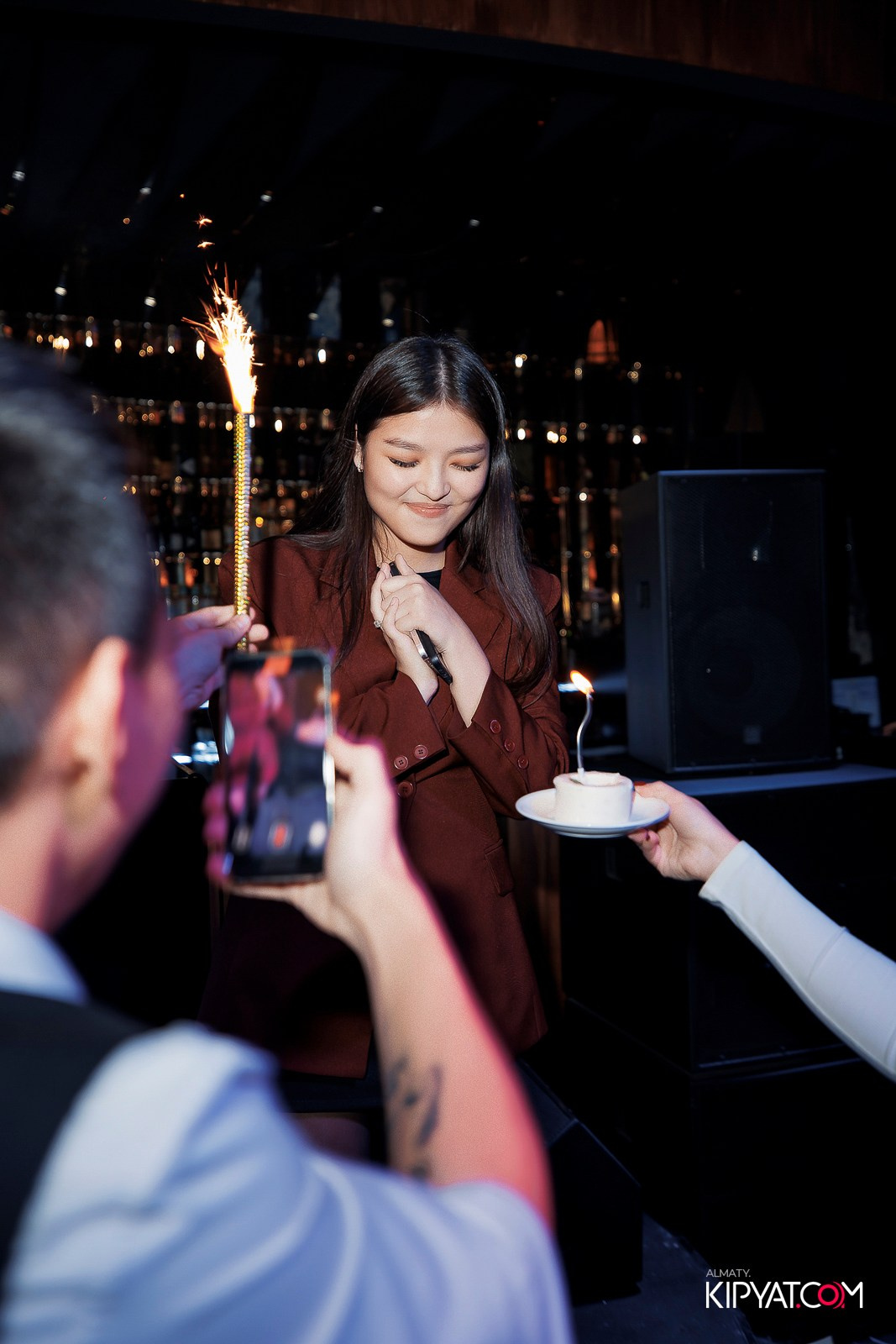 MOOD BAR & KARAOKE. КИПЯТКОМ АЛМАТЫ!