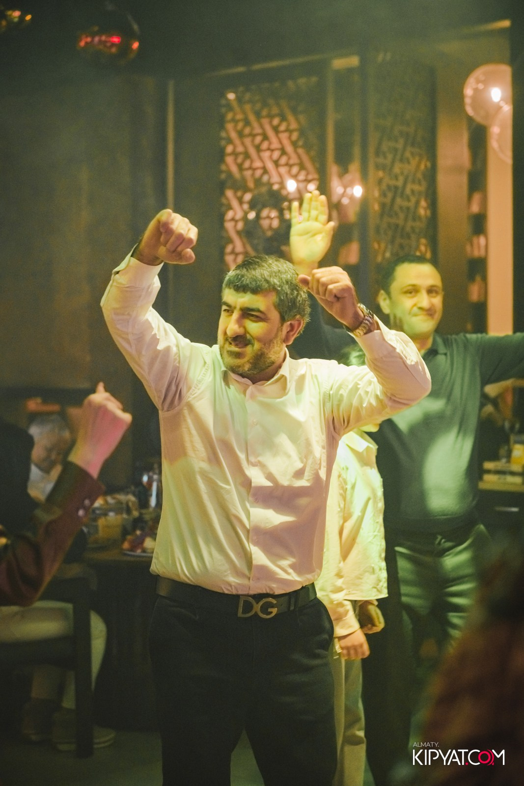 ZIYAFET MEAT HOUSЕ. КИПЯТКОМ АЛМАТЫ!