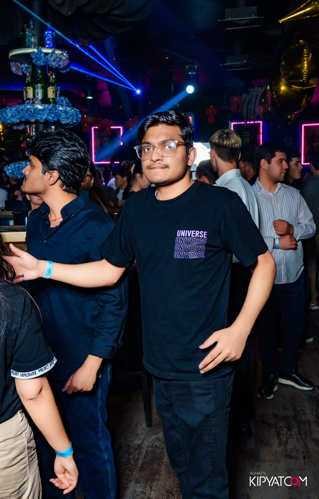 UYAT EMES BAR. КИПЯТКОМ АЛМАТЫ!