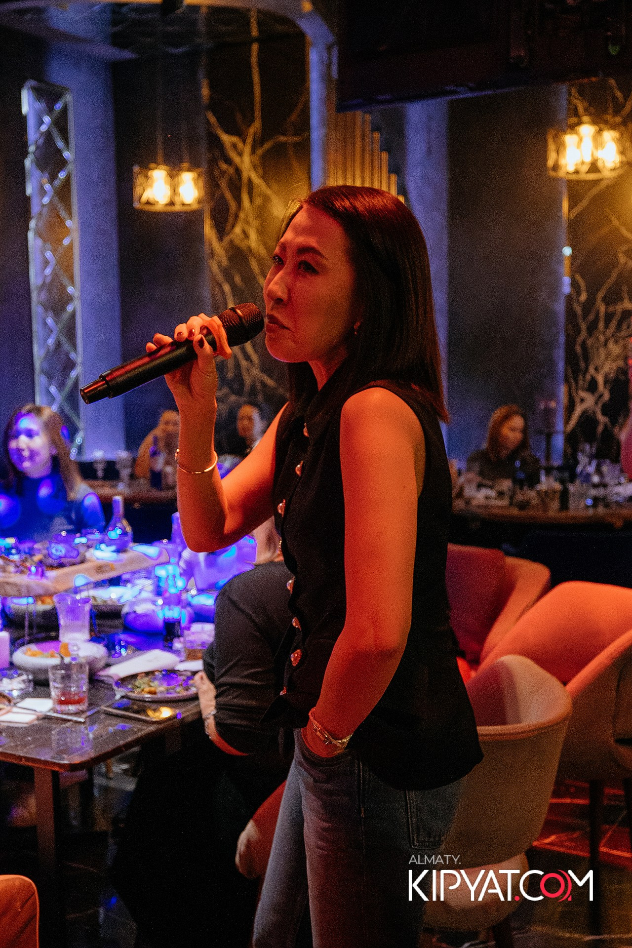MOOD KARAOKE & TERRACE. КИПЯТКОМ АЛМАТЫ!