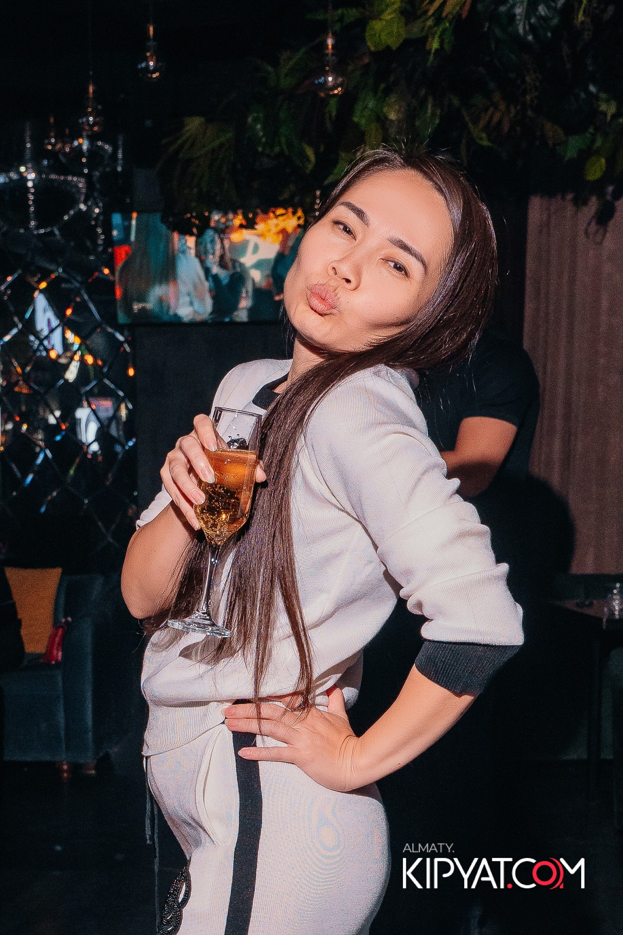 ДОРОГАЯ, Я НЕ ПИЛ. КИПЯТКОМ АЛМАТЫ!