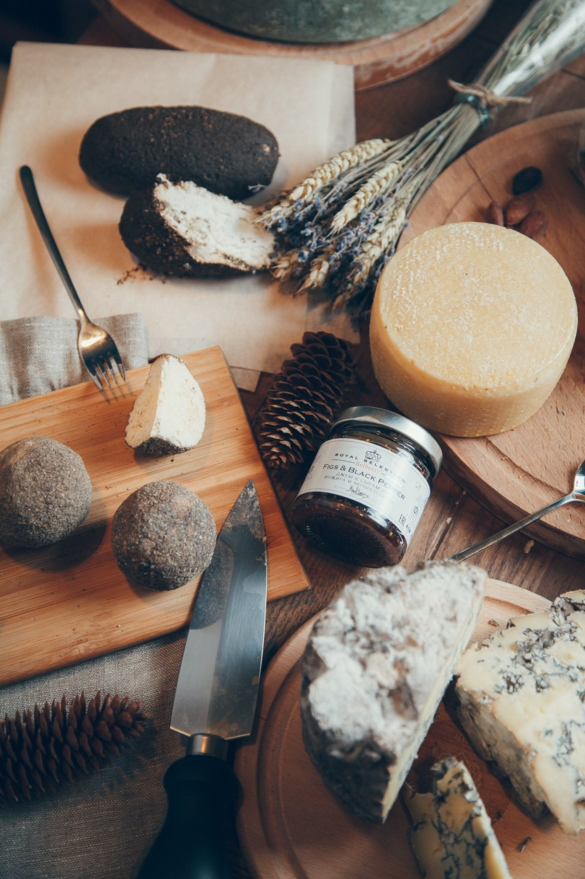 Фуд-фото для магазина Сыр и Вино