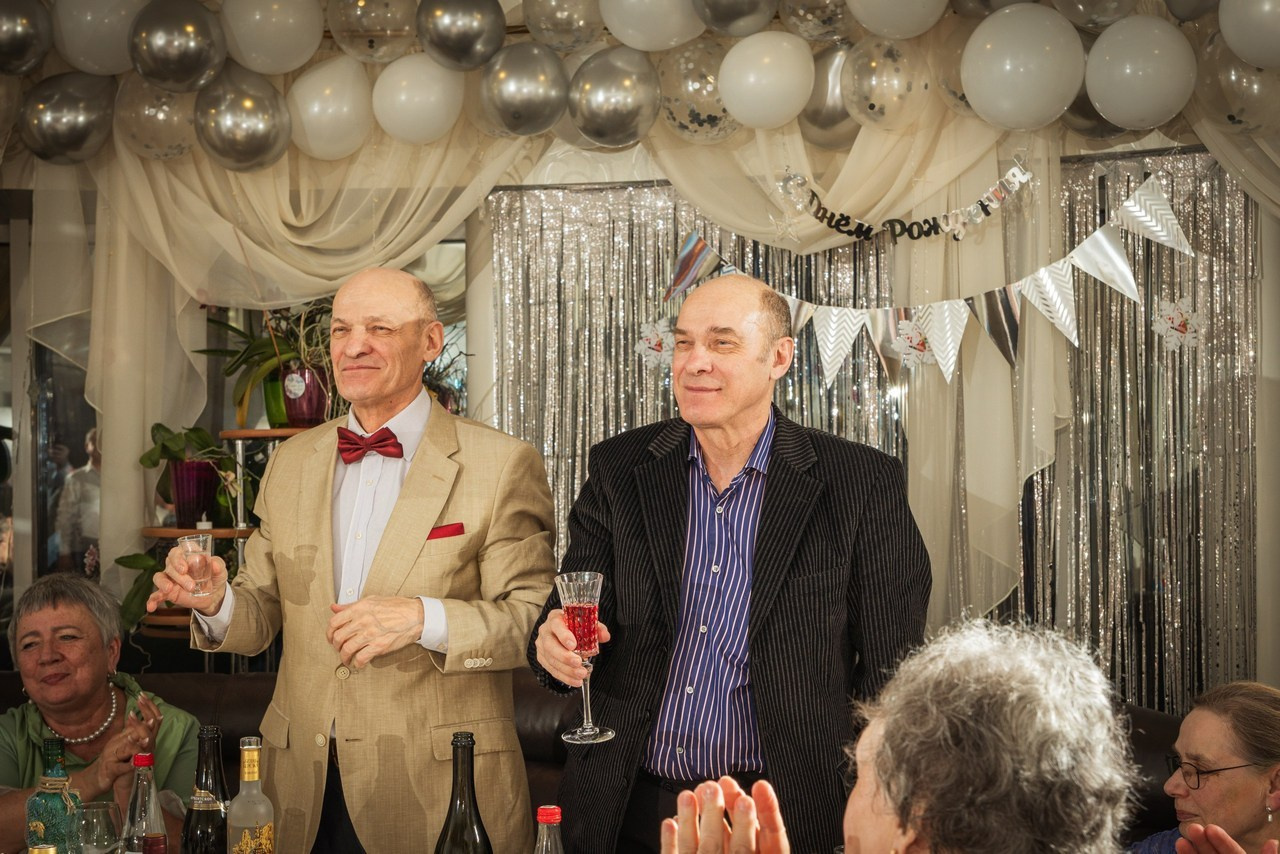 Отзывы на работу фотографа Дениса Южакова. Портретный, репортажный и свадебный фотограф в Екатеринбурге Денис Южаков