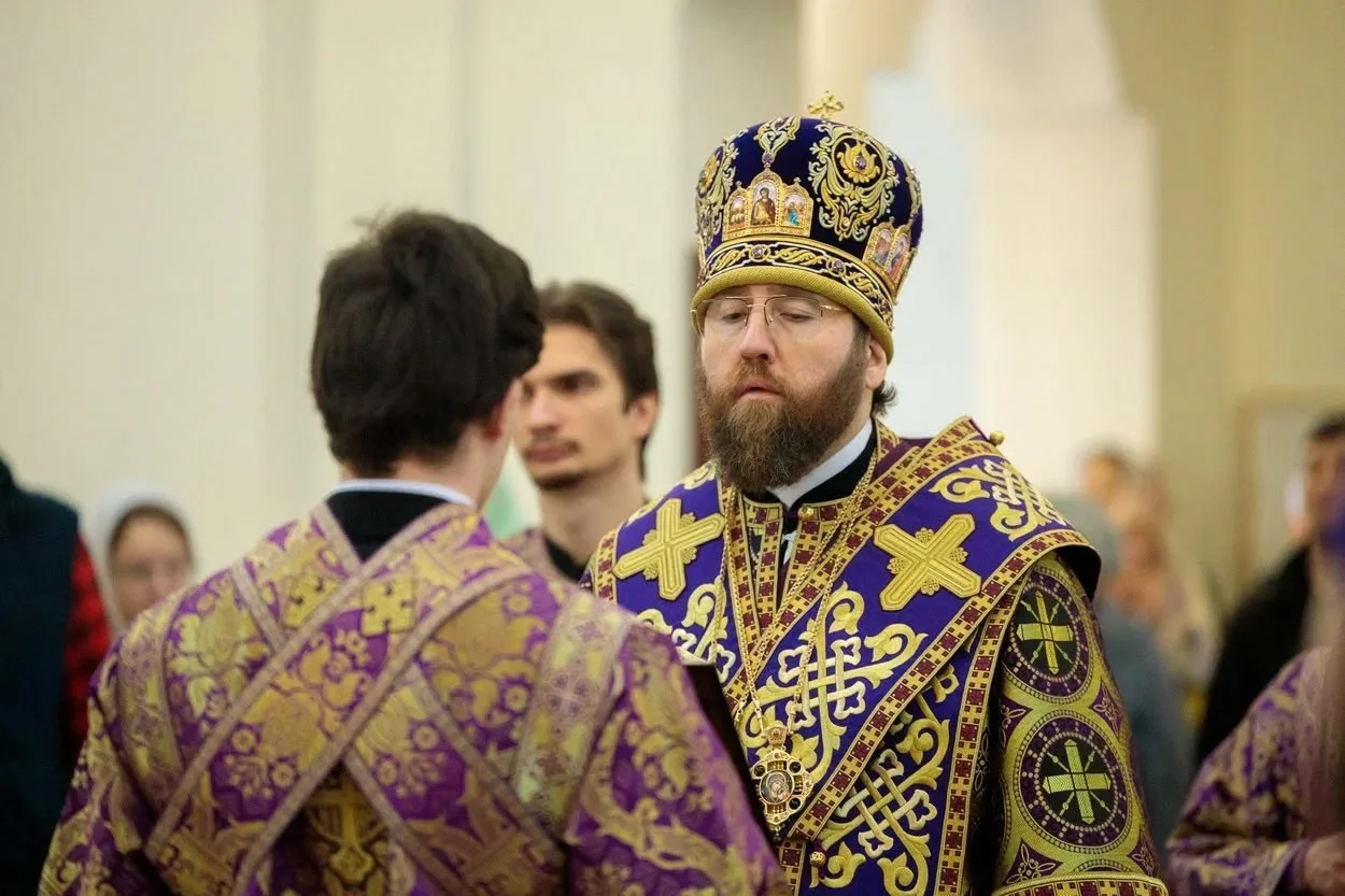 БЛАГОЧИННЫЙ СЕВЕРО-ЗАПАДНОГО ОКРУГА ПРИНЯЛ УЧАСТИЕ В АРХИЕРЕЙСКОМ БОГОСЛУЖЕНИМ В ХРАМЕ СВЯТИТЕЛЯ ТИХОНА ЗАДОНСКОГО. Саратовское Северо-Западное благочиние