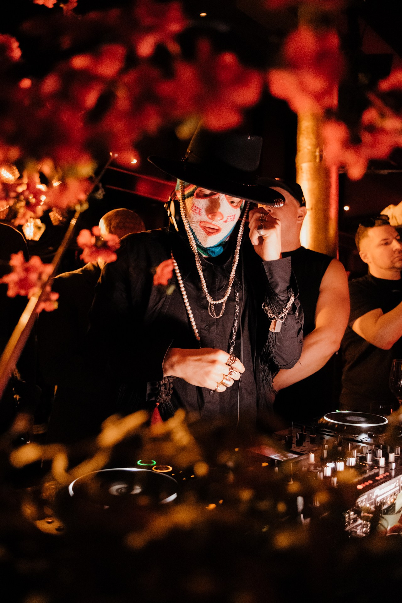 Aiwaska Buddha bar. VICTORIA SHU