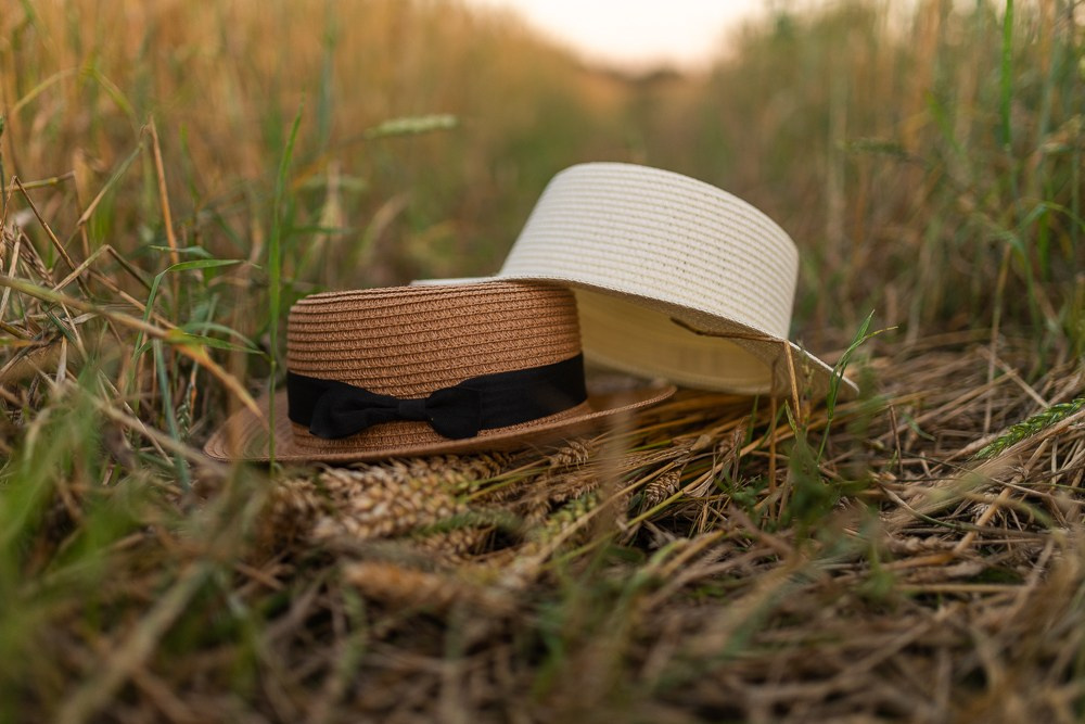 Поле, закат и наши улыбки. Фотограф Мария Ковкова